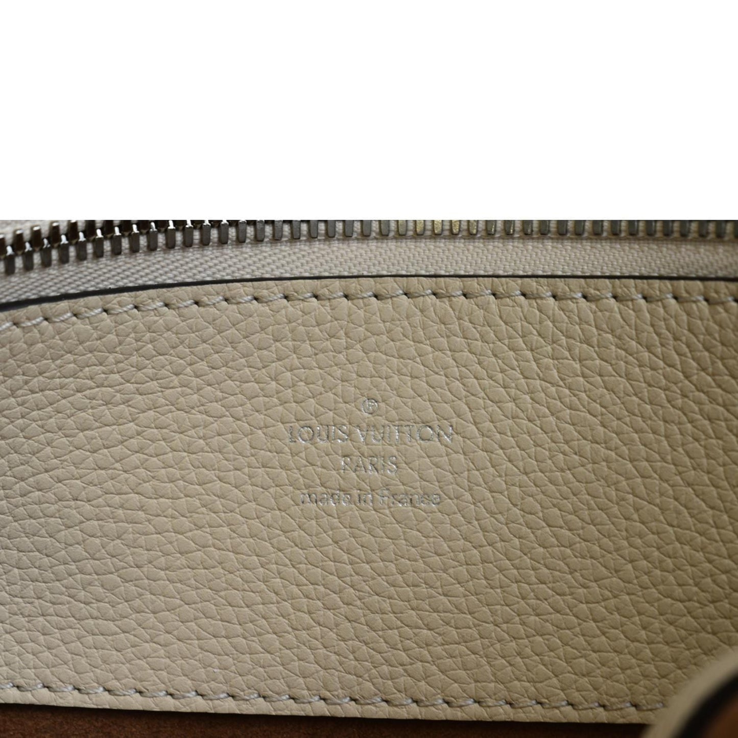 LOUIS VUITTON Bella Mahina Calf Leather Tote Shoulder Bag Cream