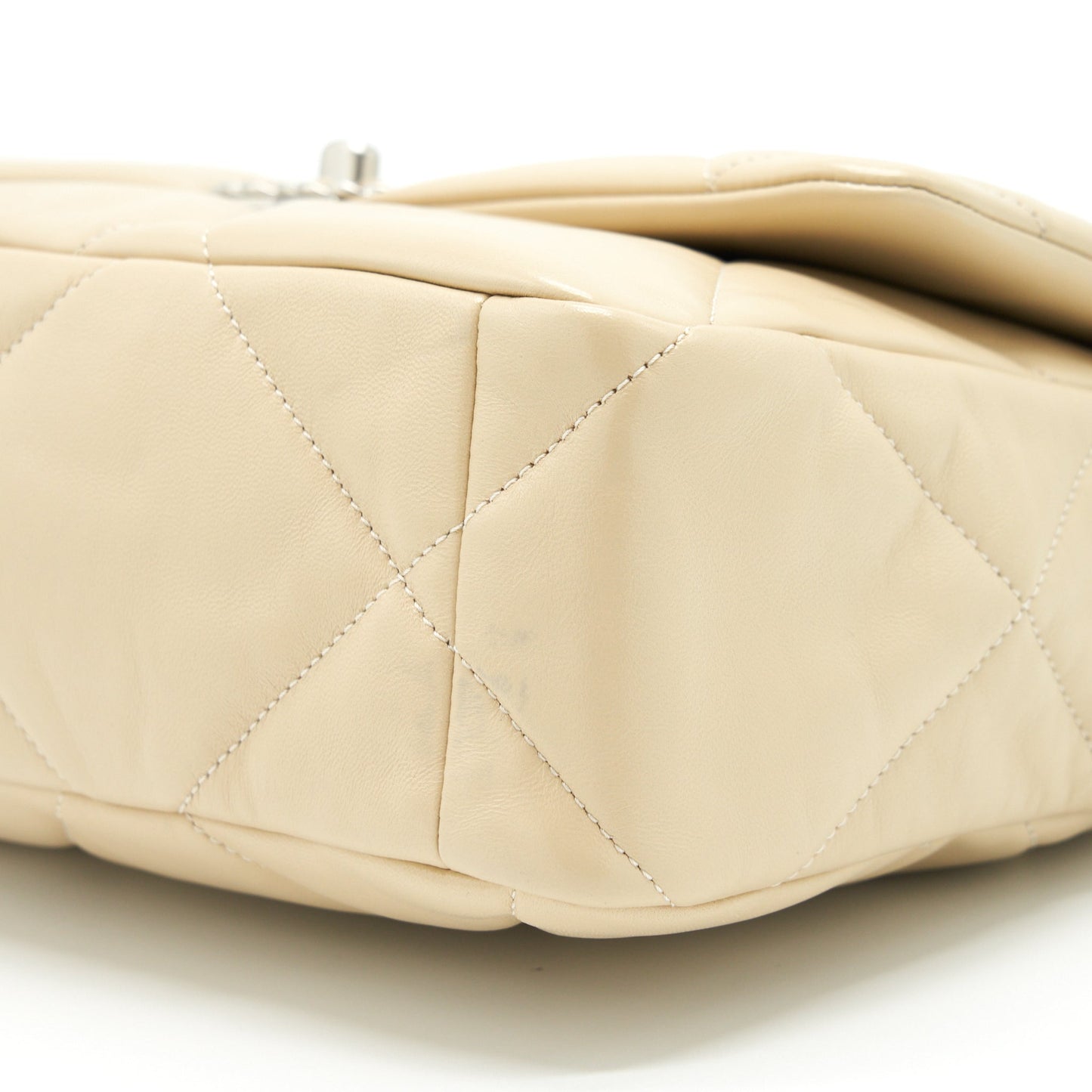 Chanel Medium 19 Bag Quilted Goatskin leather Light Beige Gold/Silver Hardware