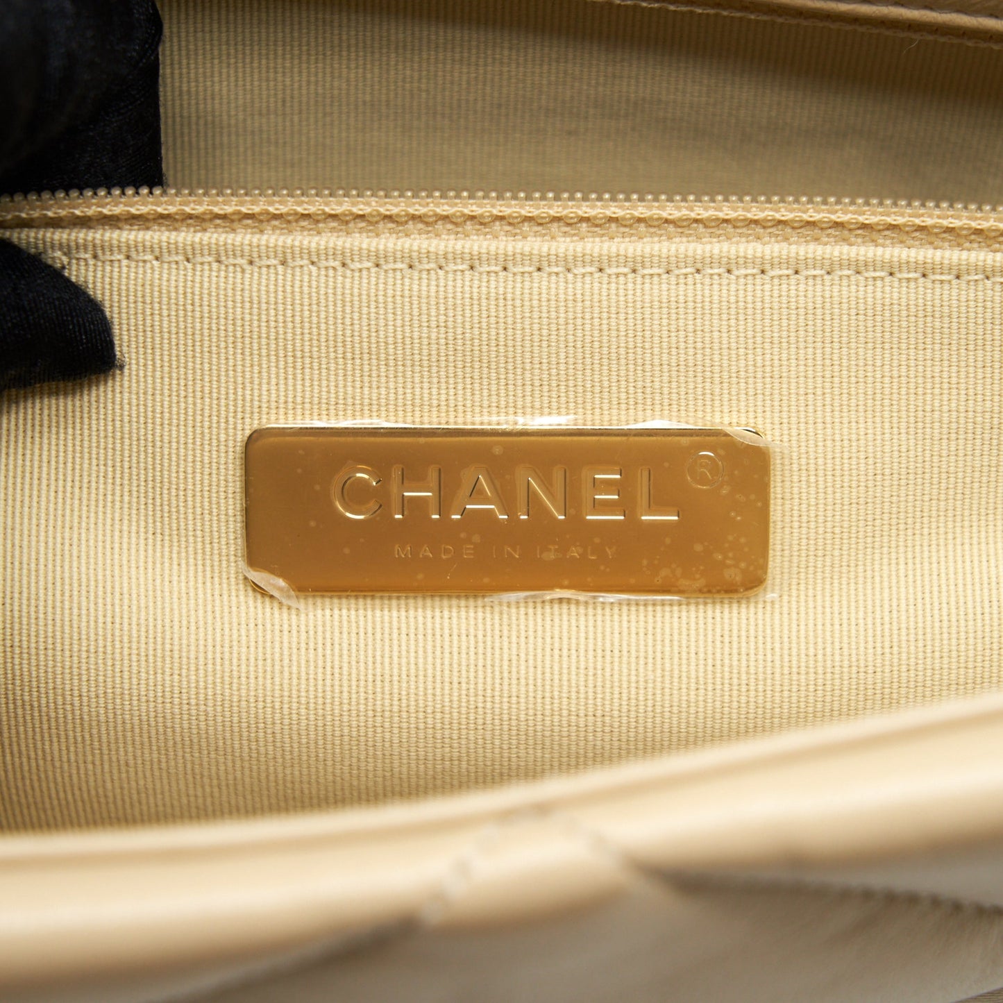 Chanel Medium 19 Bag Quilted Goatskin leather Light Beige Gold/Silver Hardware