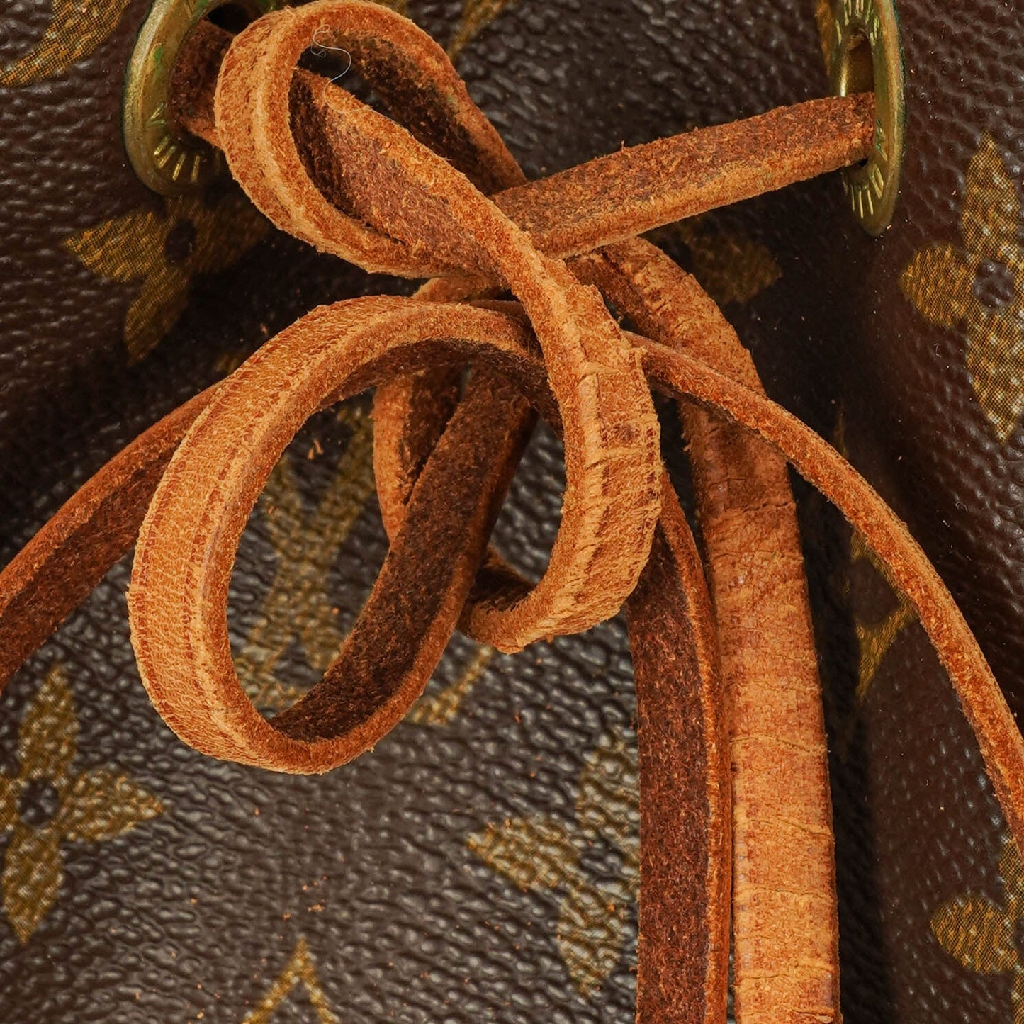 Louis Vuitton Noe Grande GM Monogram Canvas Shoulder Bag