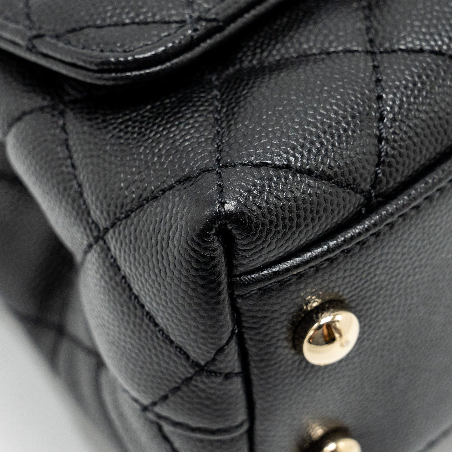 CHANEL Mini Coco Handle Caviar Black L (Microchip)