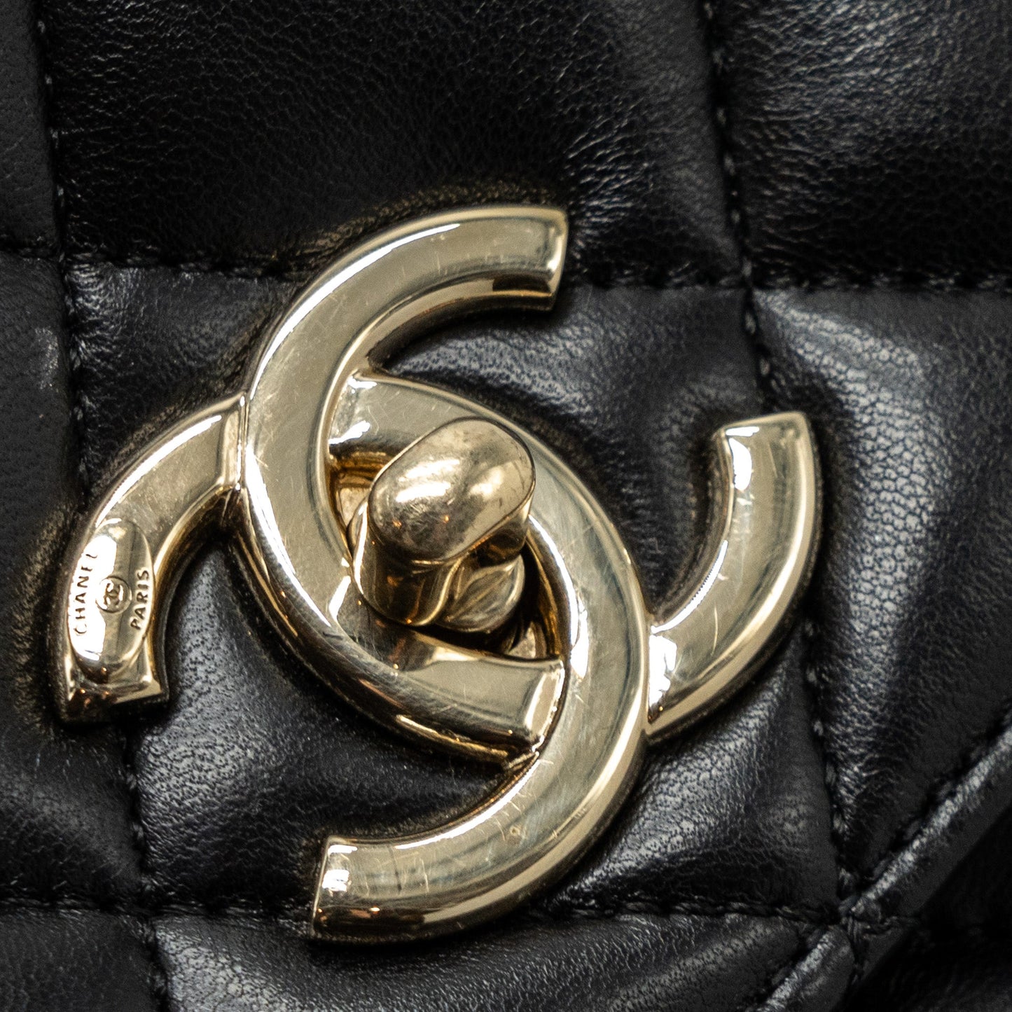 Chanel medium trendy CC lambskin black