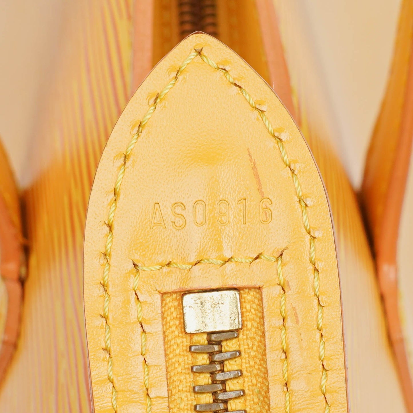 Louis Vuitton Yellow EPI Leather Saint Jacques GM Shoulder Bag