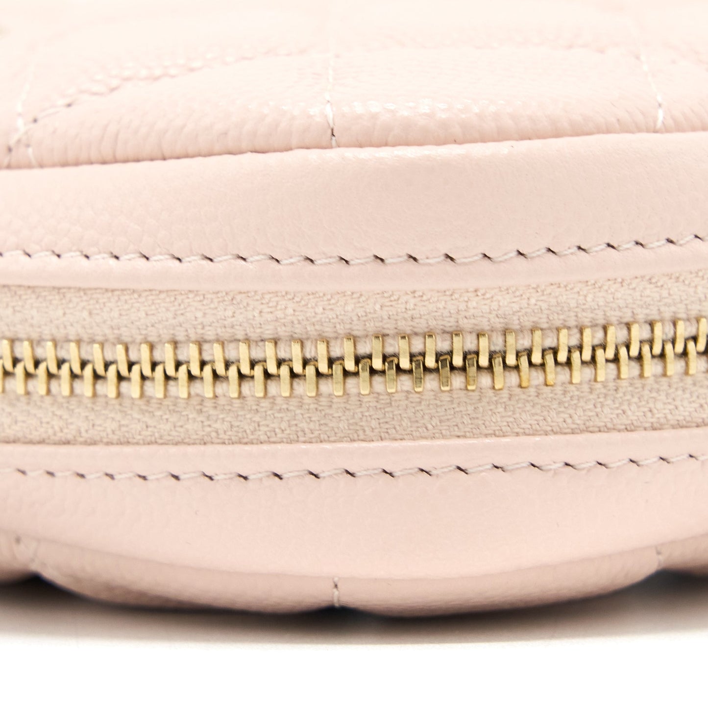 Chanel 21C Small Cosmetic Pouch Caviar Rose Clair L