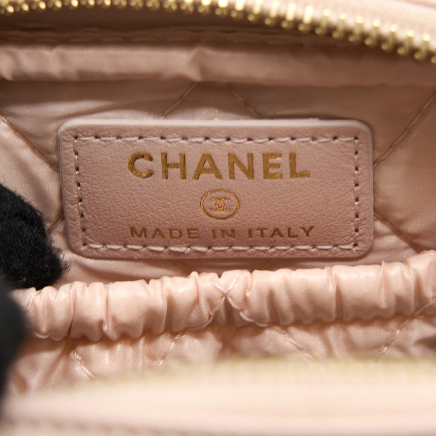 Chanel 21C Small Cosmetic Pouch Caviar Rose Clair L