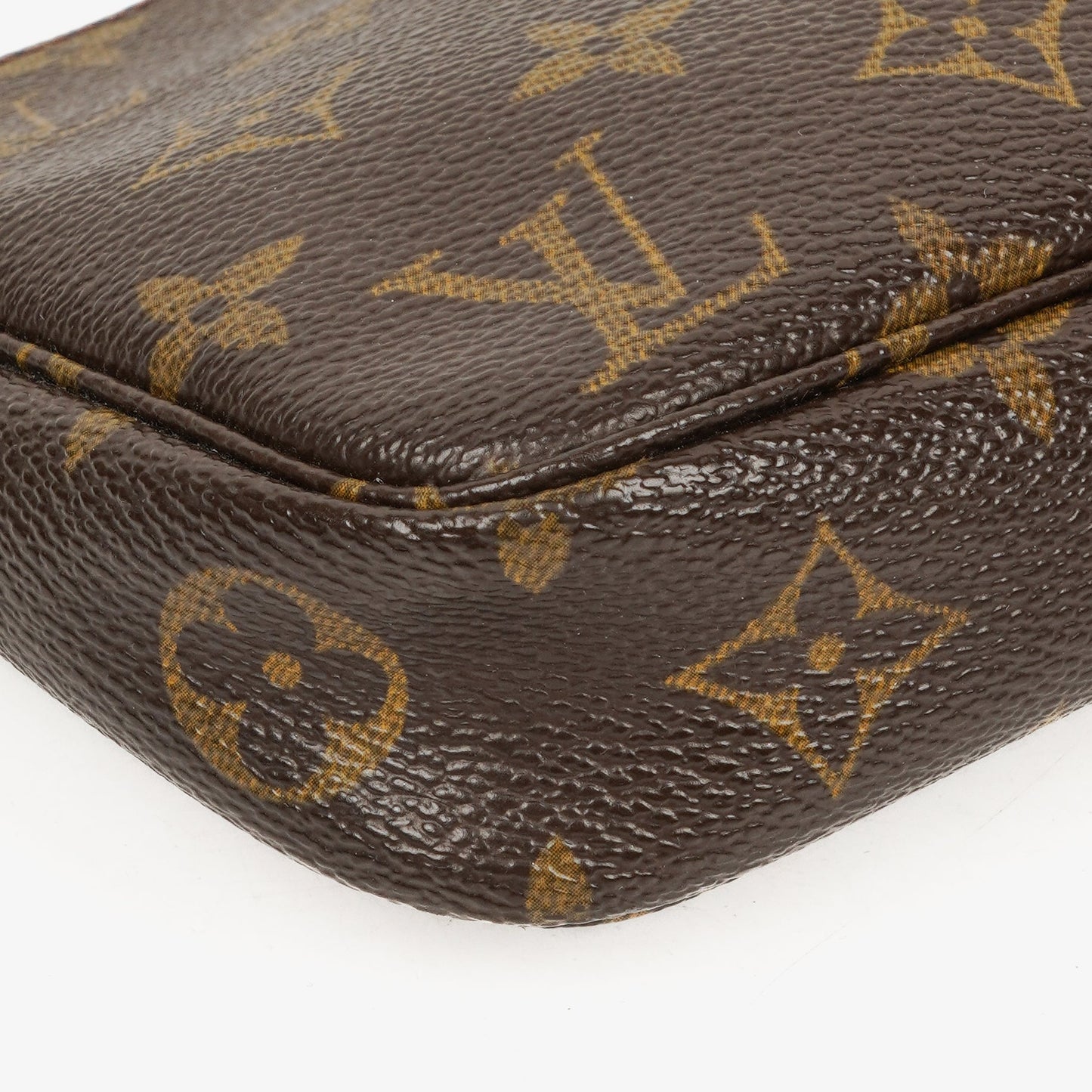 Louis Vuitton Pochette Accessoires Monogram Canvas Clutch Handbag