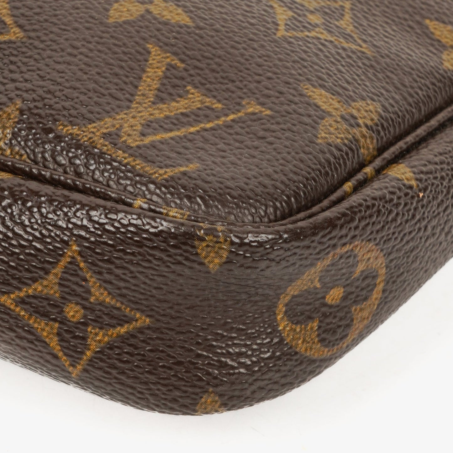 Louis Vuitton Pochette Accessoires Monogram Canvas Clutch Handbag