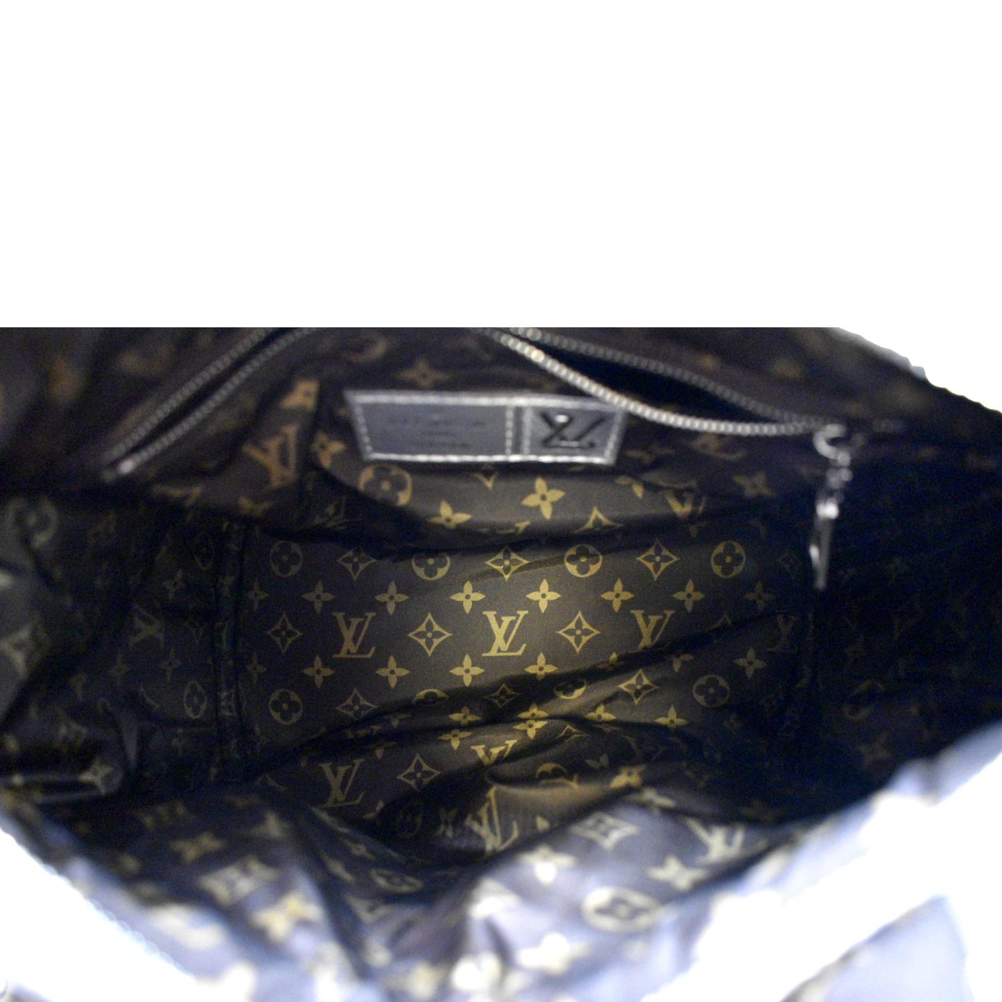 LOUIS VUITTON  Bandouliere 25 Econyl Nylon Pillow Shoulder Bag Silver