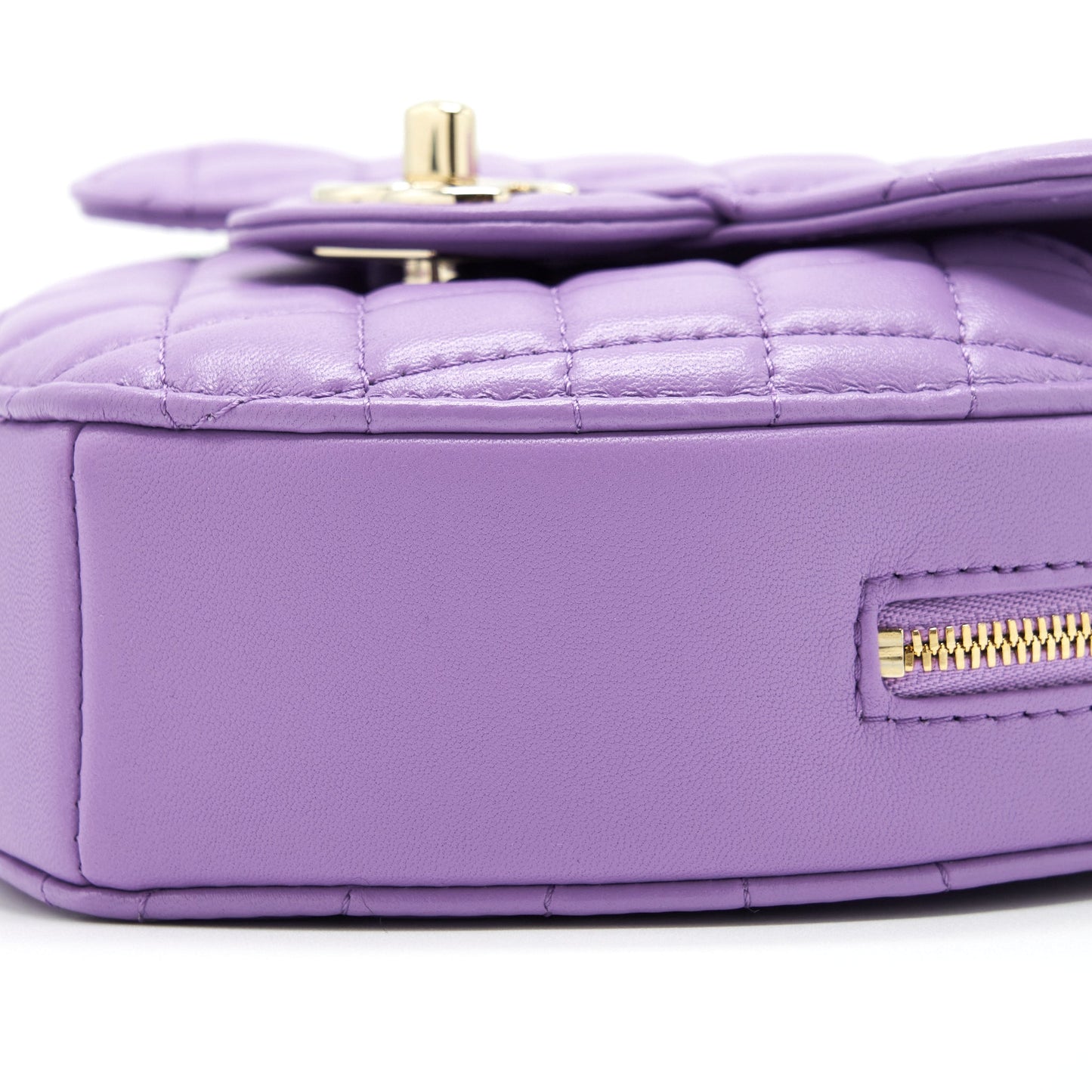 Chanel 22S Heart Bag Lambskin Purple L