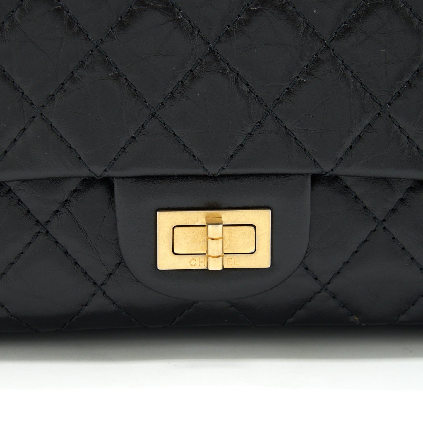 Chanel Reissue 2.55 225 Calfskin Black