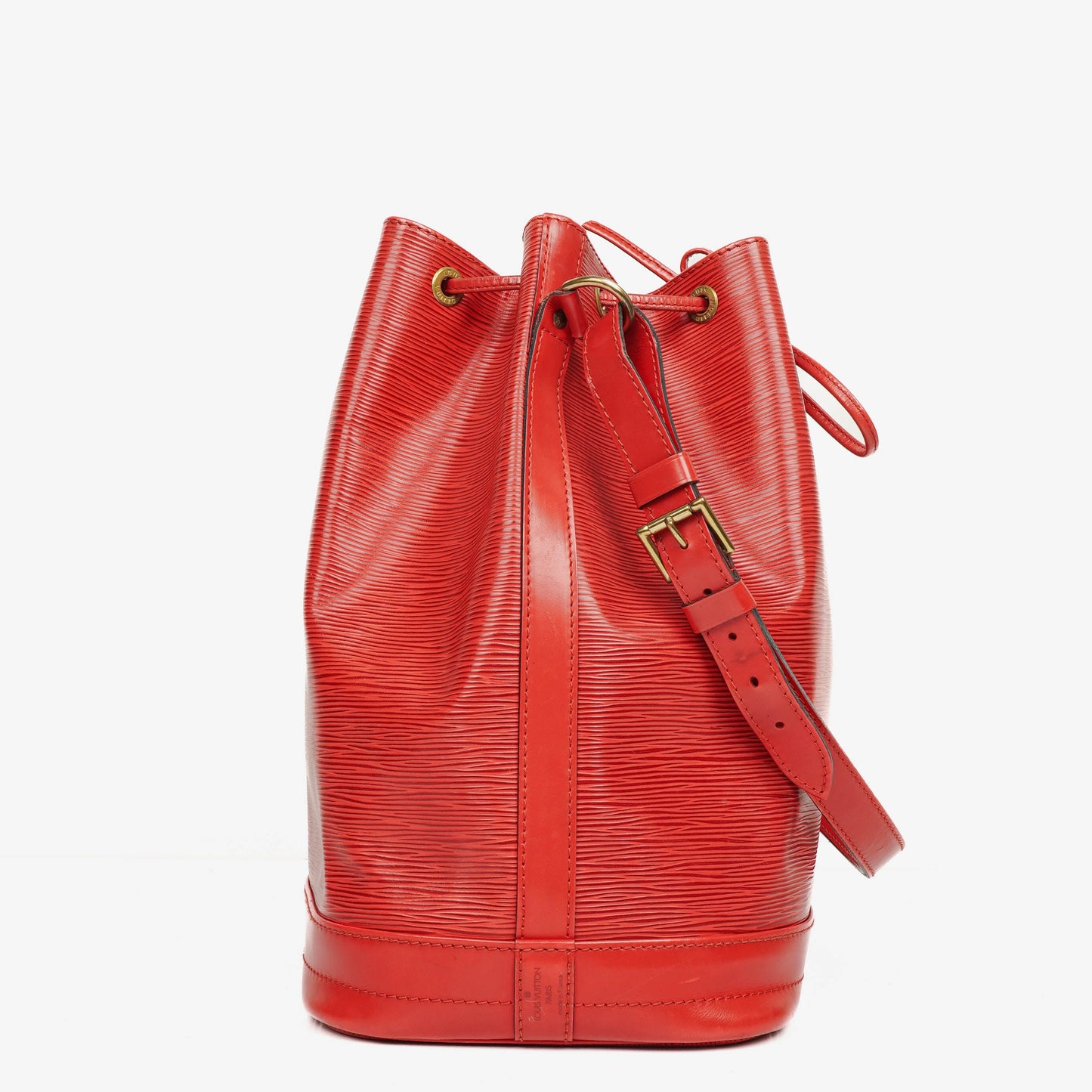Louis Vuitton Noe Grande GM Red Epi Leather Shoulder Bag