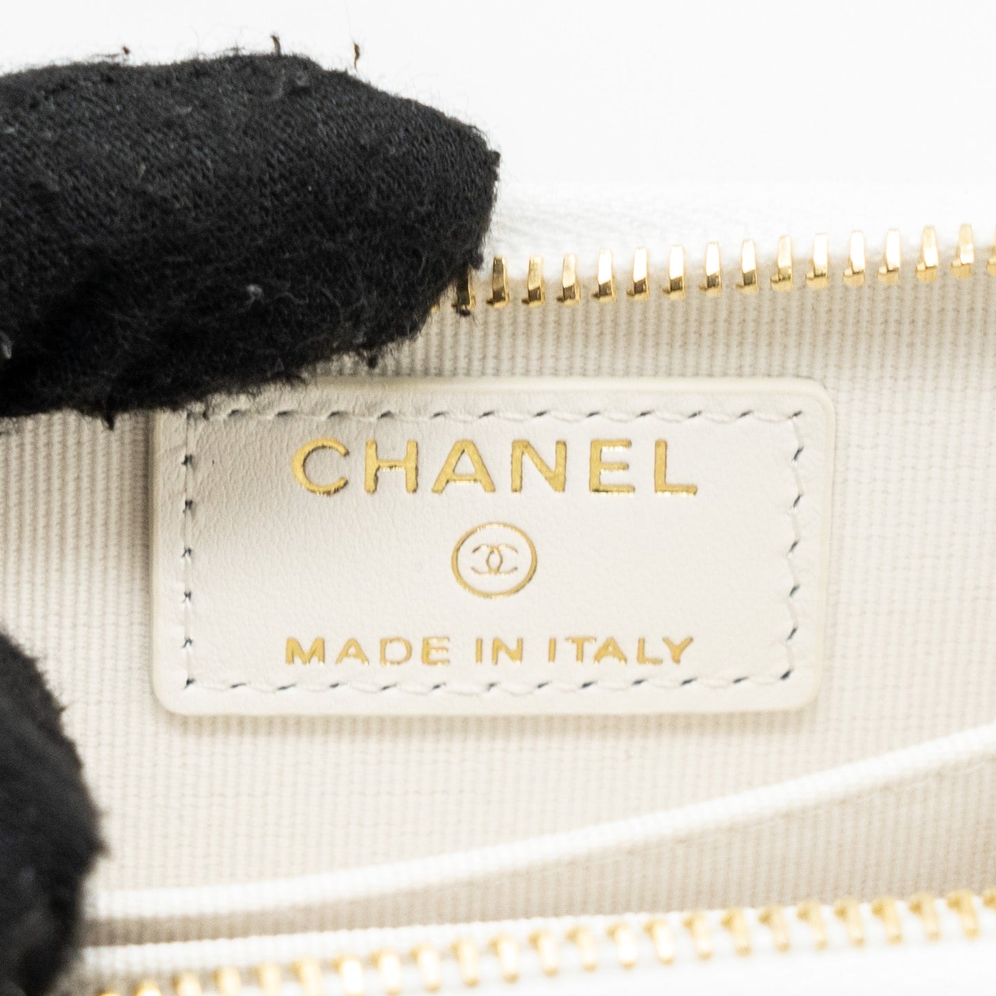 Chanel Mini Bow Card Holder With Chain Tweed White L(Microchip)