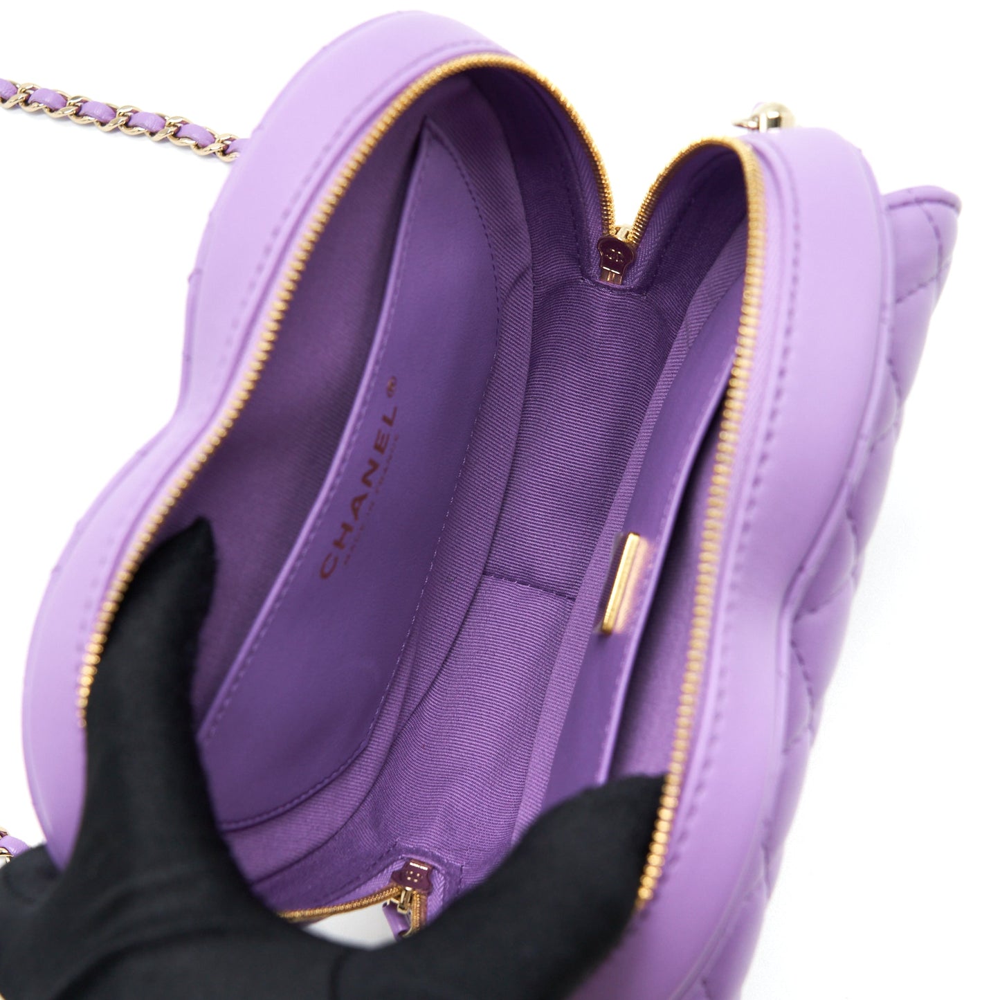 Chanel 22S Heart Bag Lambskin Purple L