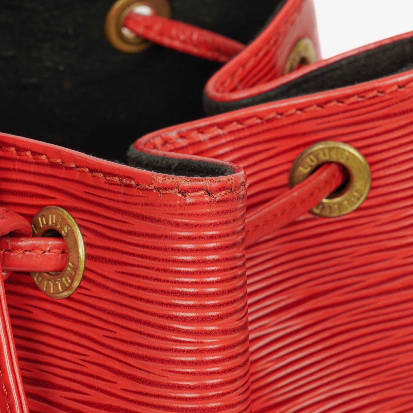 Louis Vuitton Noe Grande GM Red Epi Leather Shoulder Bag