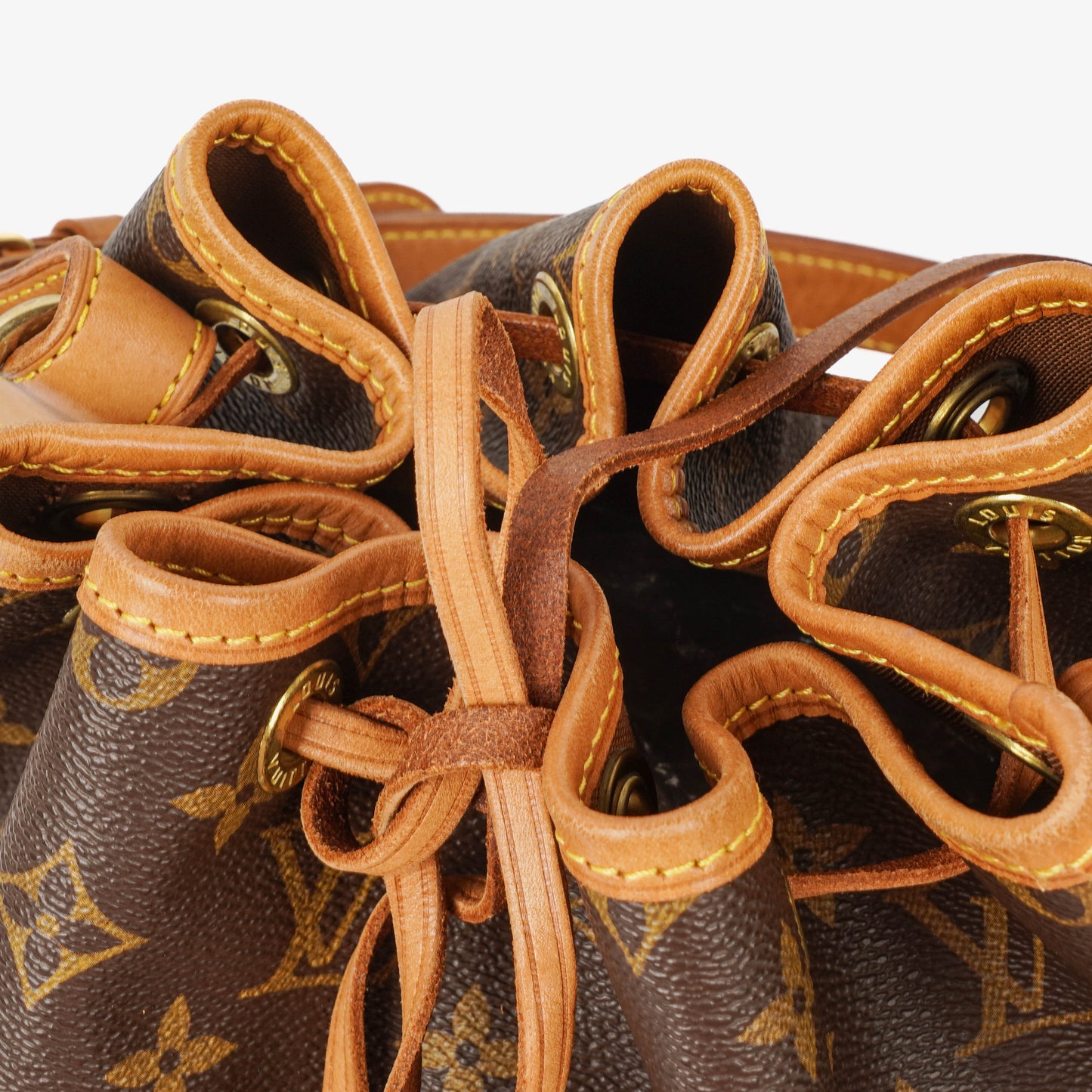 Louis Vuitton Noe Grande GM Monogram Canvas Shoulder Bag