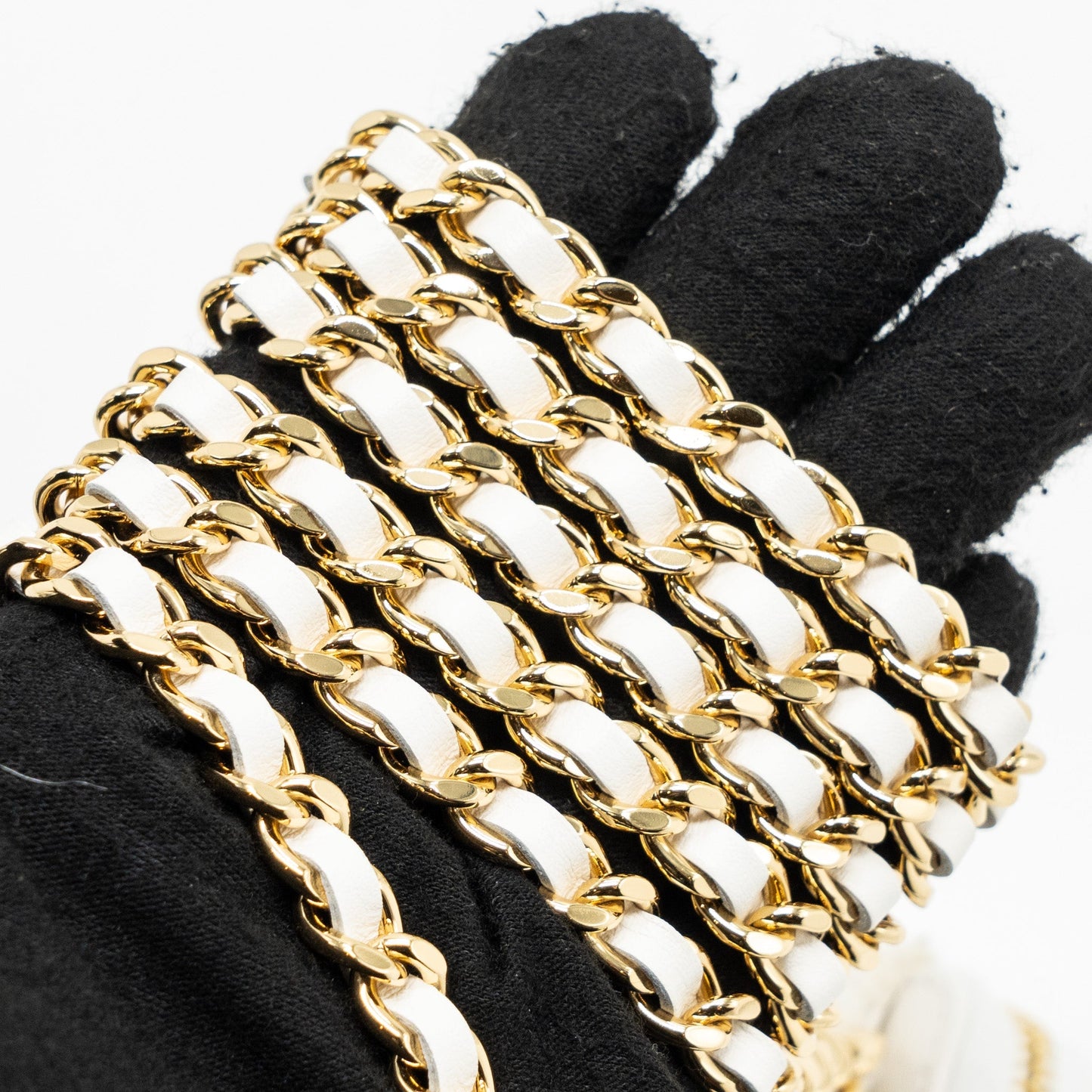 Chanel Mini Bow Card Holder With Chain Tweed White L(Microchip)