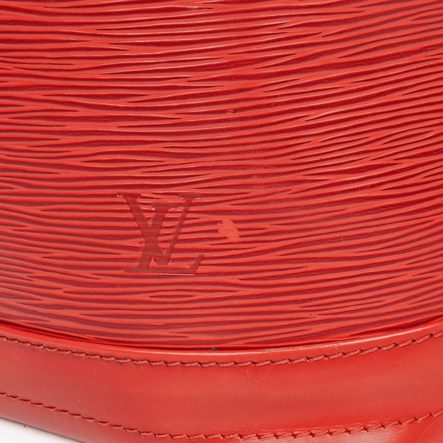 Louis Vuitton Noe Grande GM Red Epi Leather Shoulder Bag