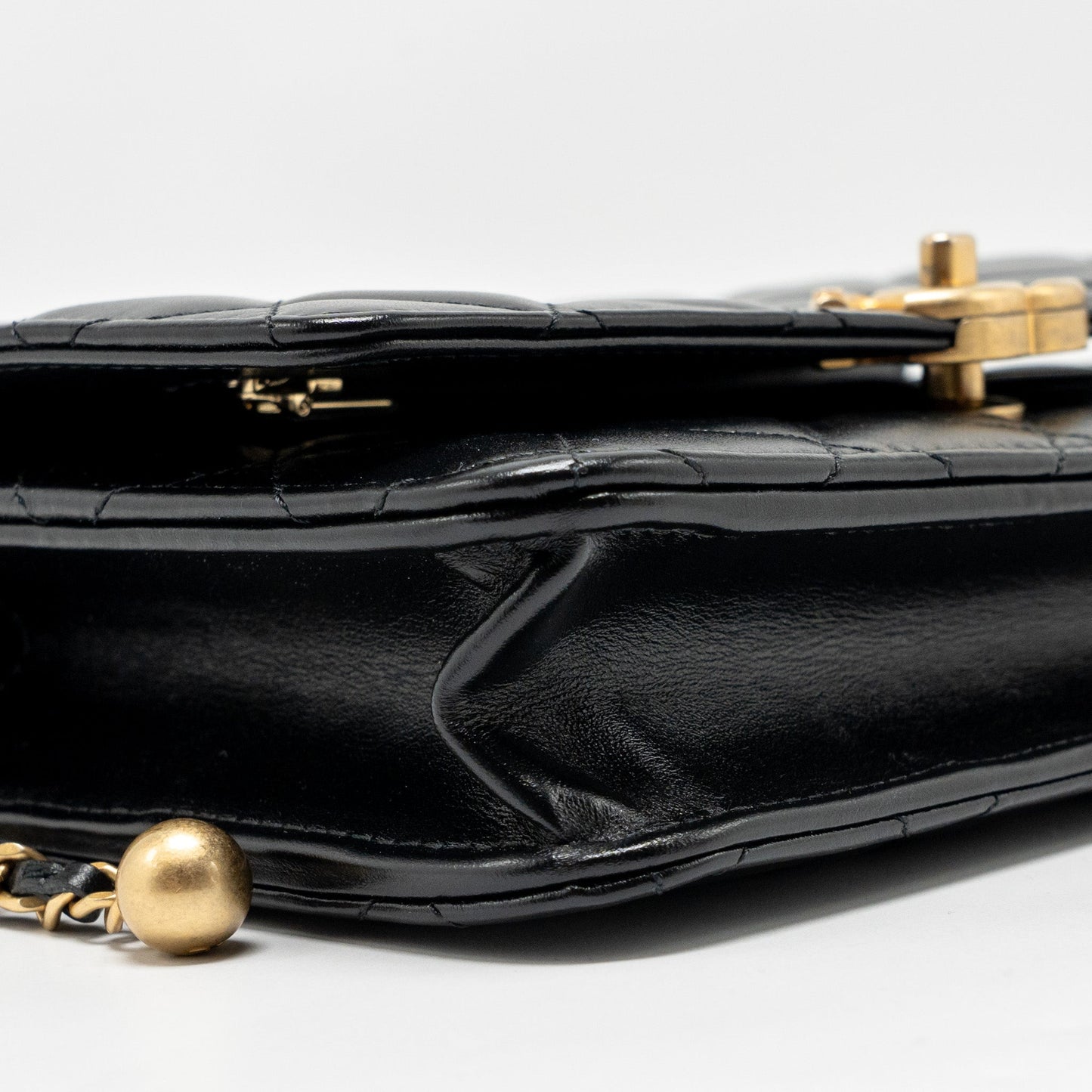 Chanel 24c Gold Crush Wallet On Chain Calfskin Black (microchip)