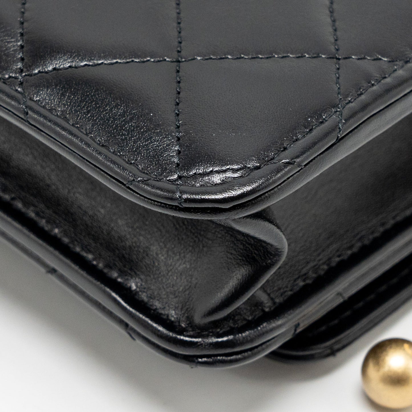 Chanel 24c Gold Crush Wallet On Chain Calfskin Black (microchip)