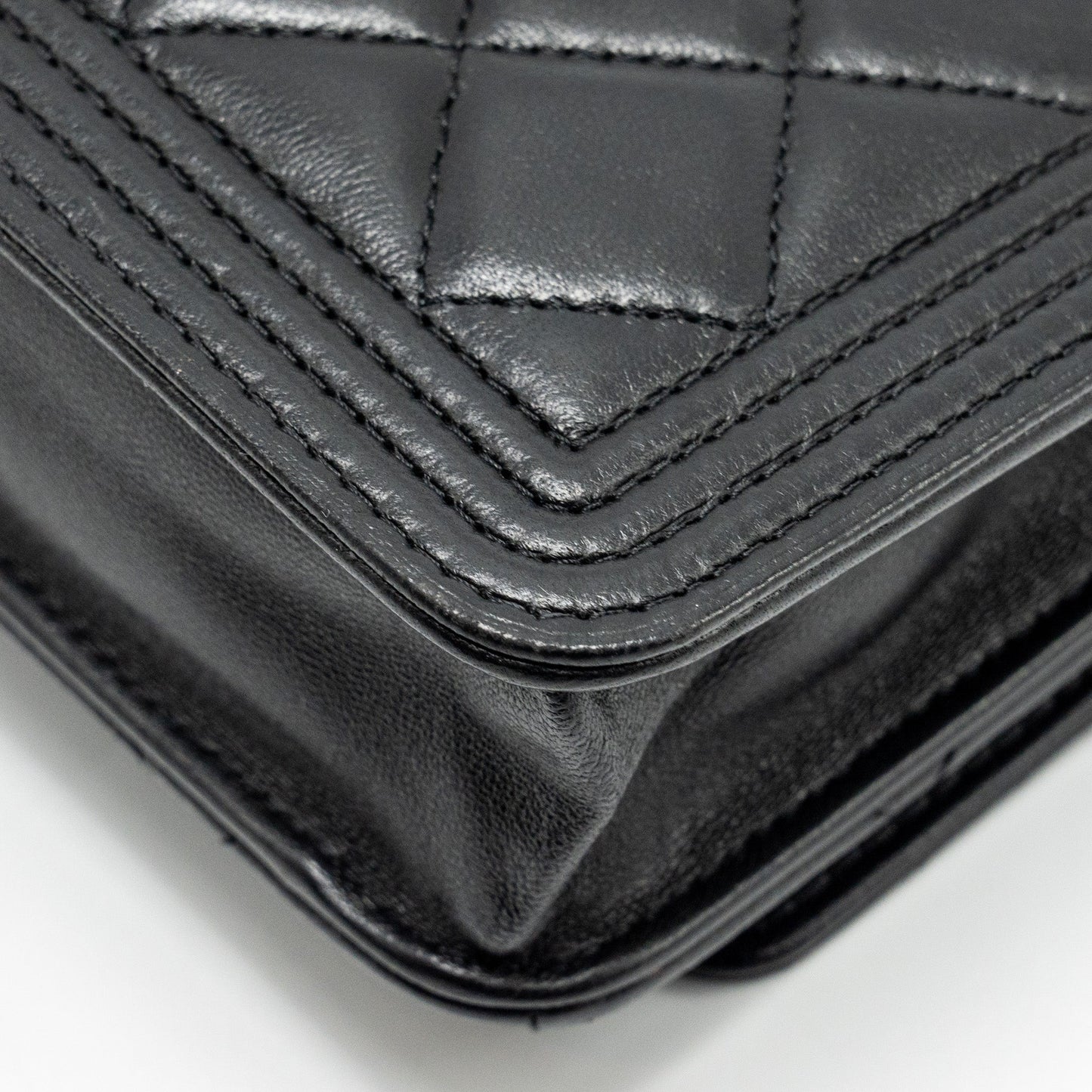Chanel Boy Wallet on Chain lambskin black