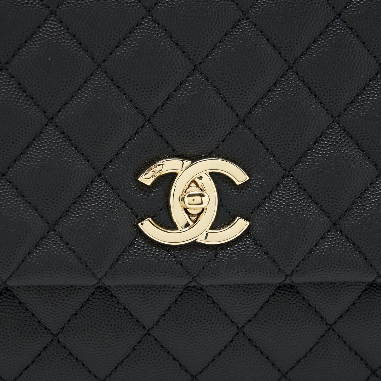 Chanel Medium Coco Handle 28cm Caviar Black L