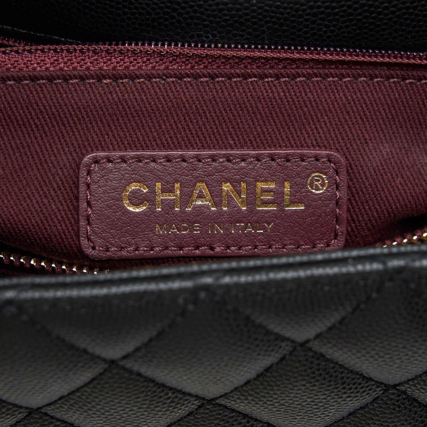 Chanel Medium Coco Handle 28cm Caviar Black L