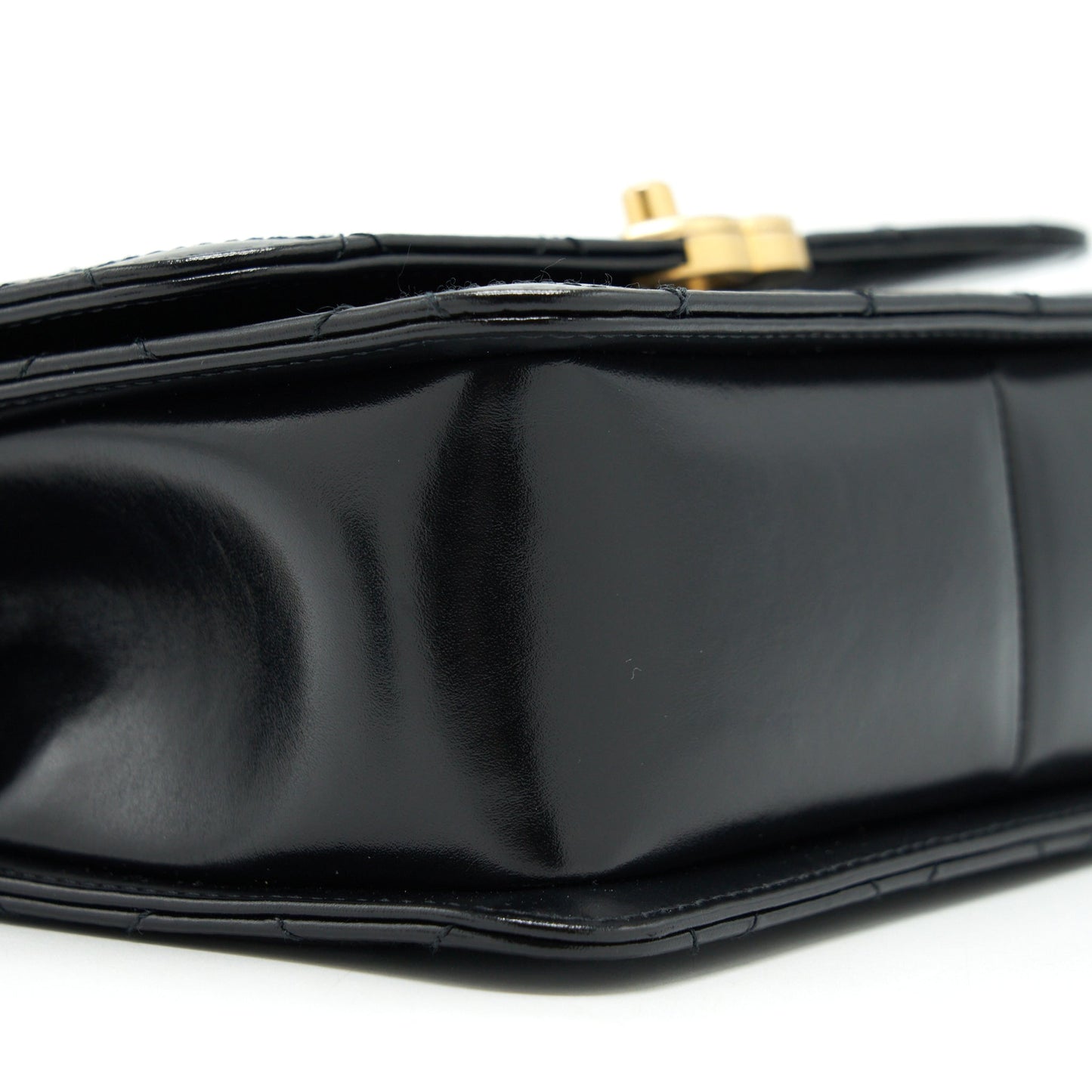 Chanel 21A Gold Crush Flap Bag Calfskin Black