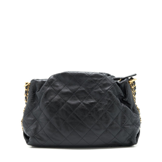 Chanel quilted shoulder bag lambskin black