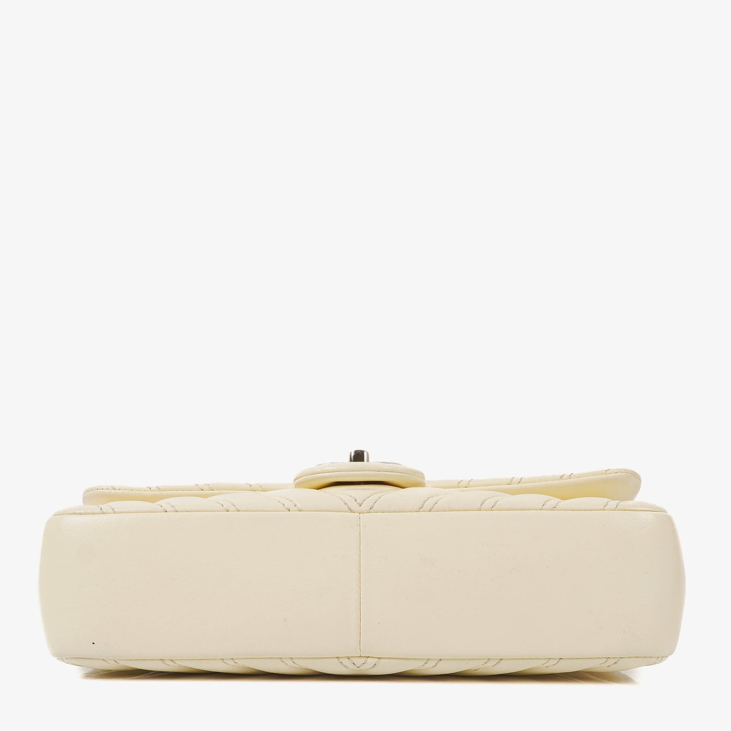 Chanel Chevron Quilted Leather Shoulder Bag With Silver-Tone Hardware