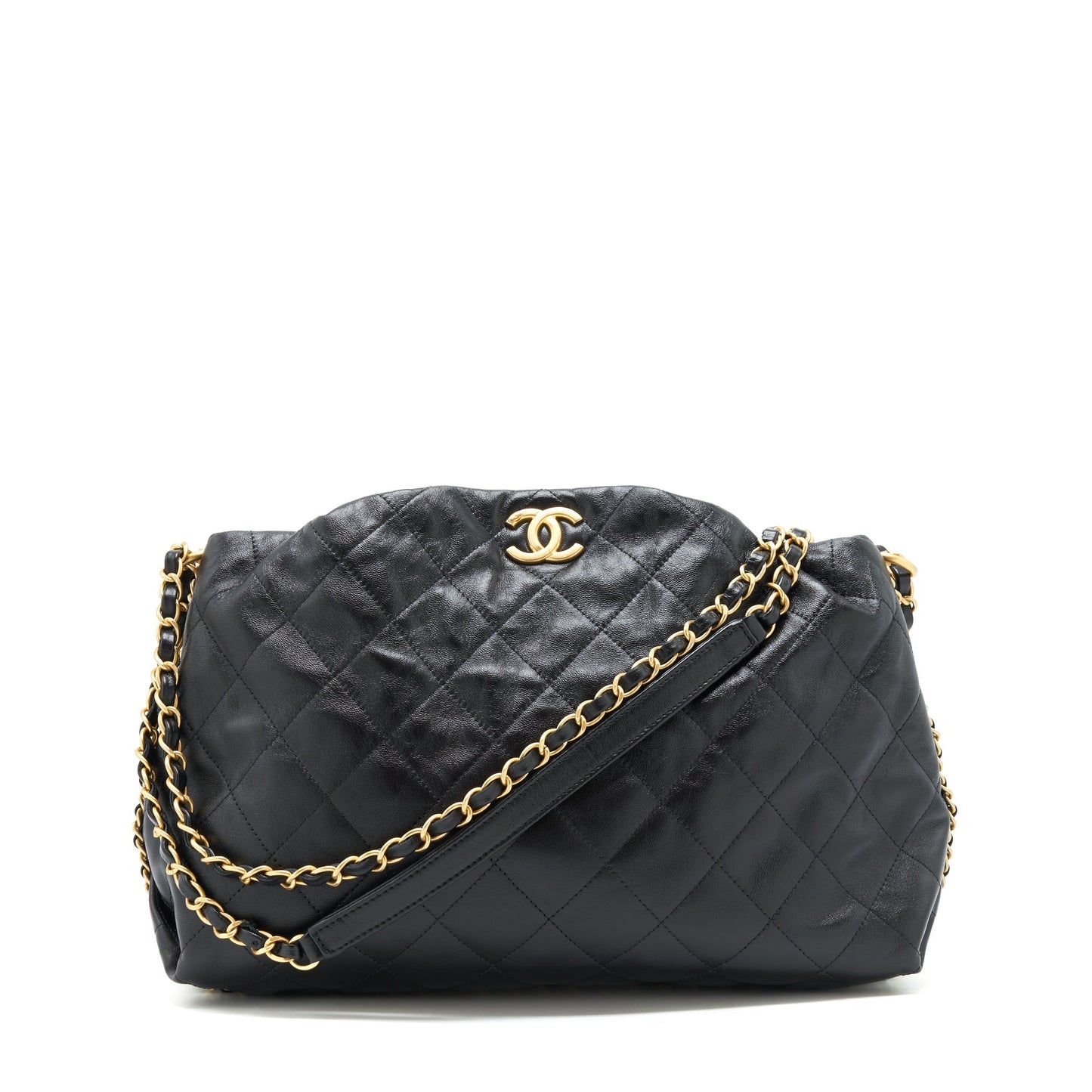 Chanel quilted shoulder bag lambskin black