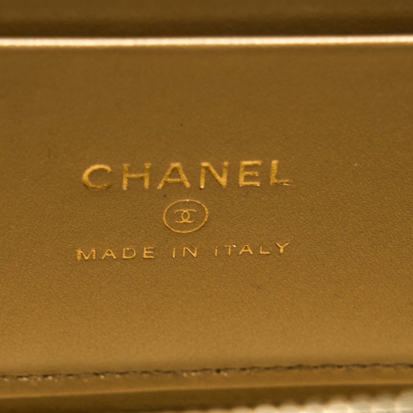 Chanel Pearl Crush Long Vanity Lambskin Black