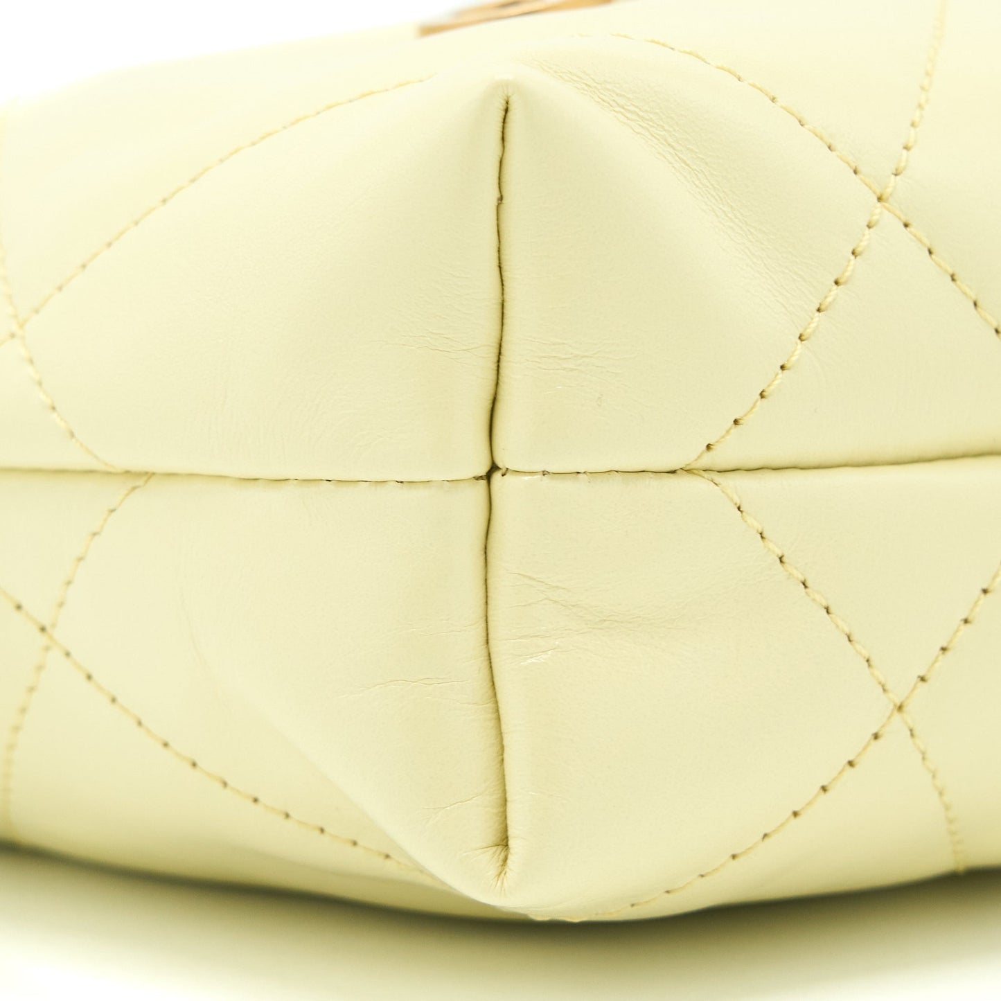 Chanel 23S Mini 22 Bag Shiny Calfskin Light Yellow  (Microchip)