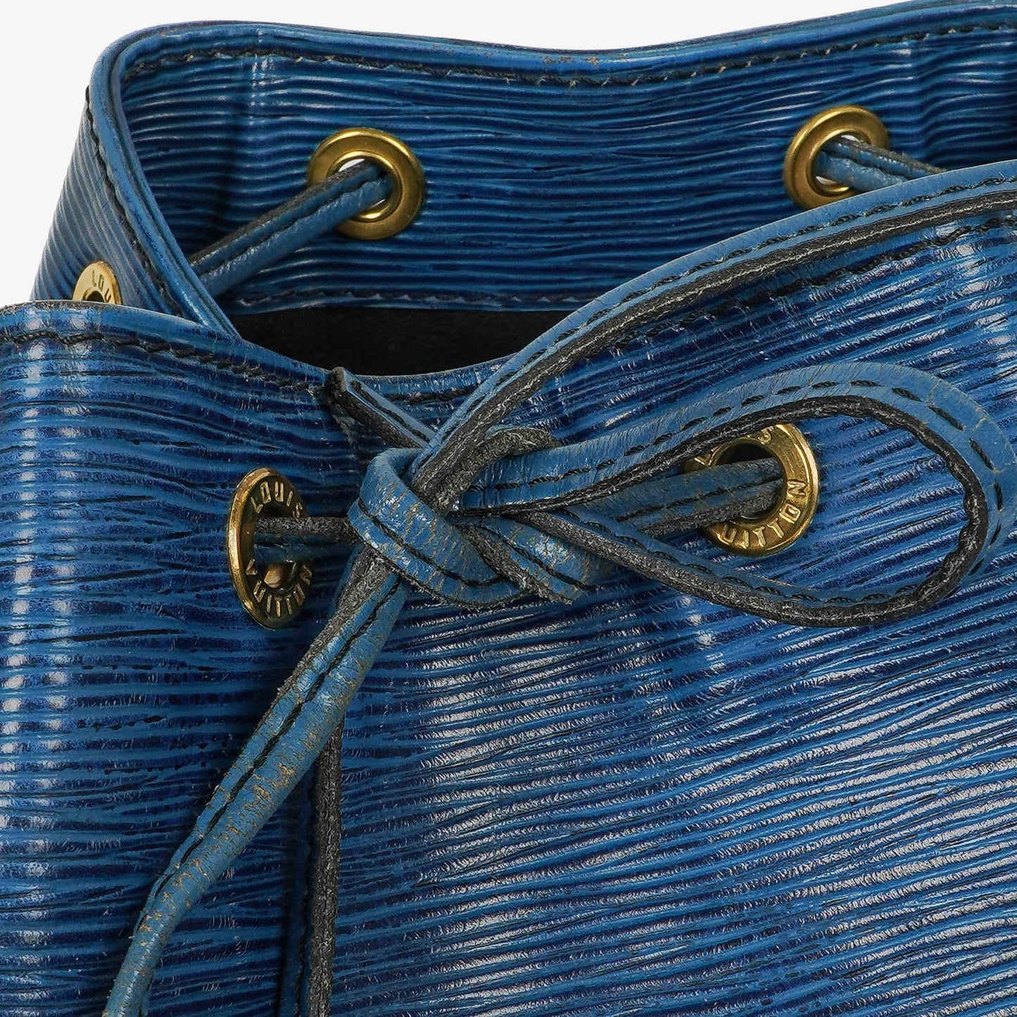 Louis Vuitton Noe Grande GM Blue EPI Leather Shoulder Bag
