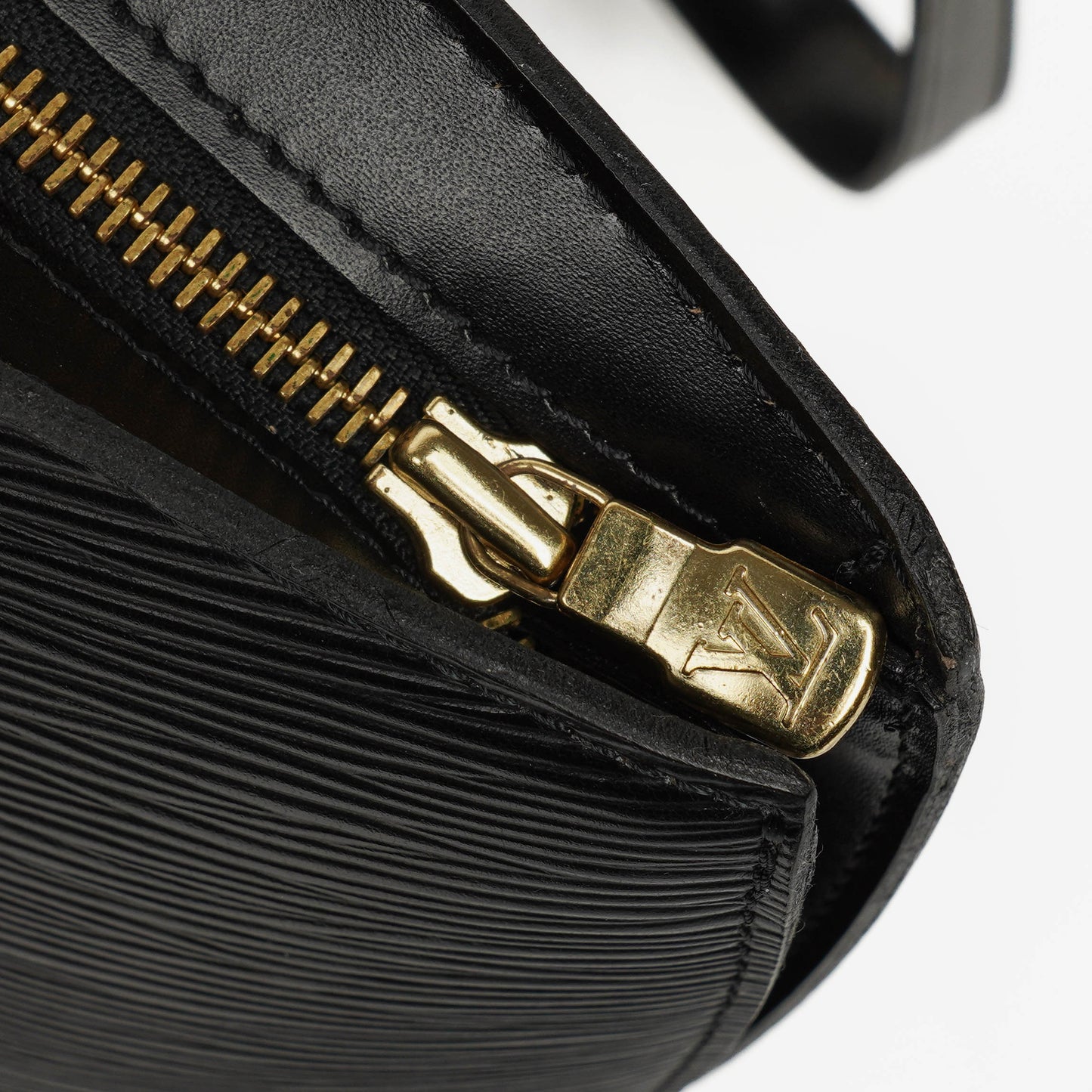 Louis Vuitton Black EPI Leather Saint Jacques GM Shoulder Bag