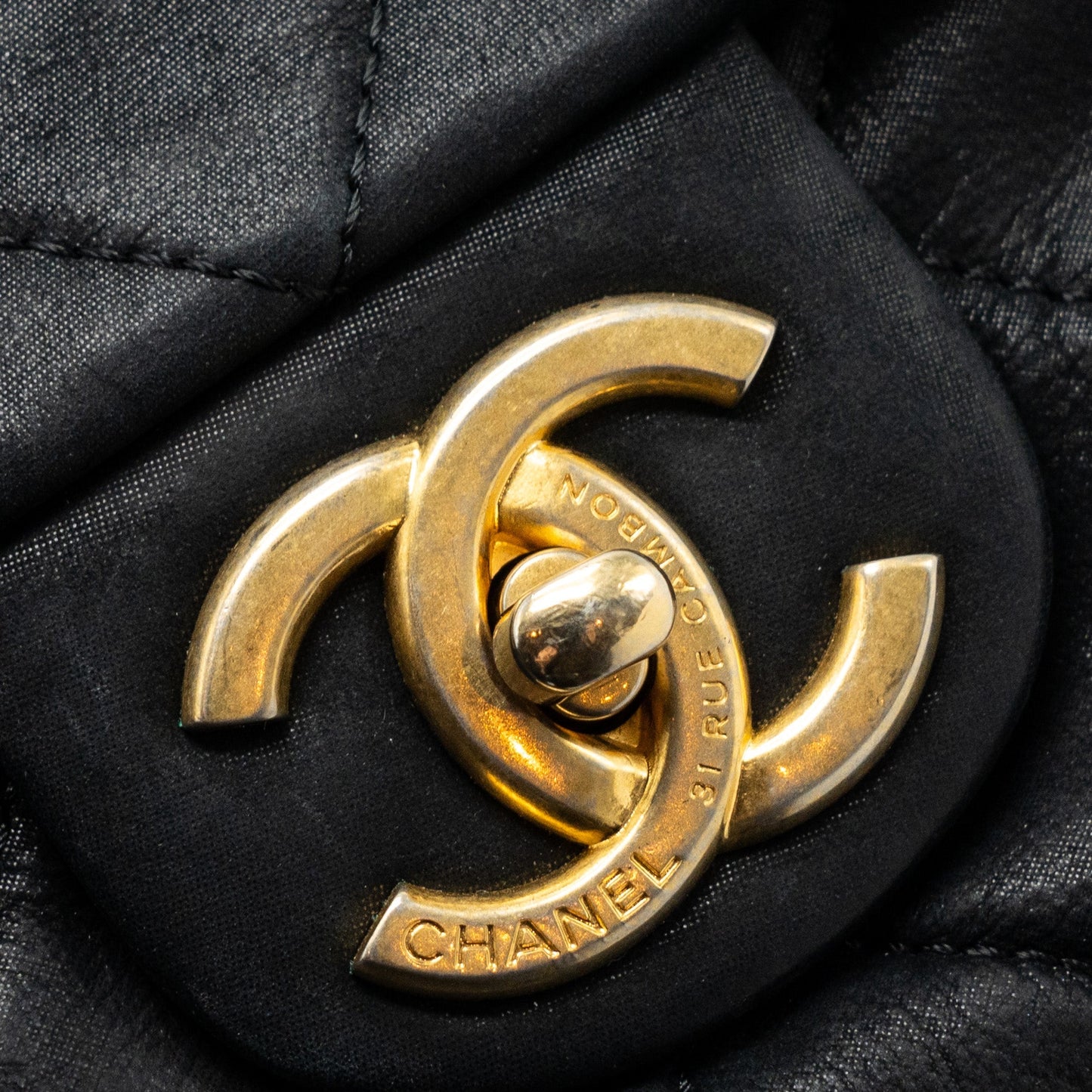 Chanel quilted seasonal flap bag Calfskin Iridescent black with