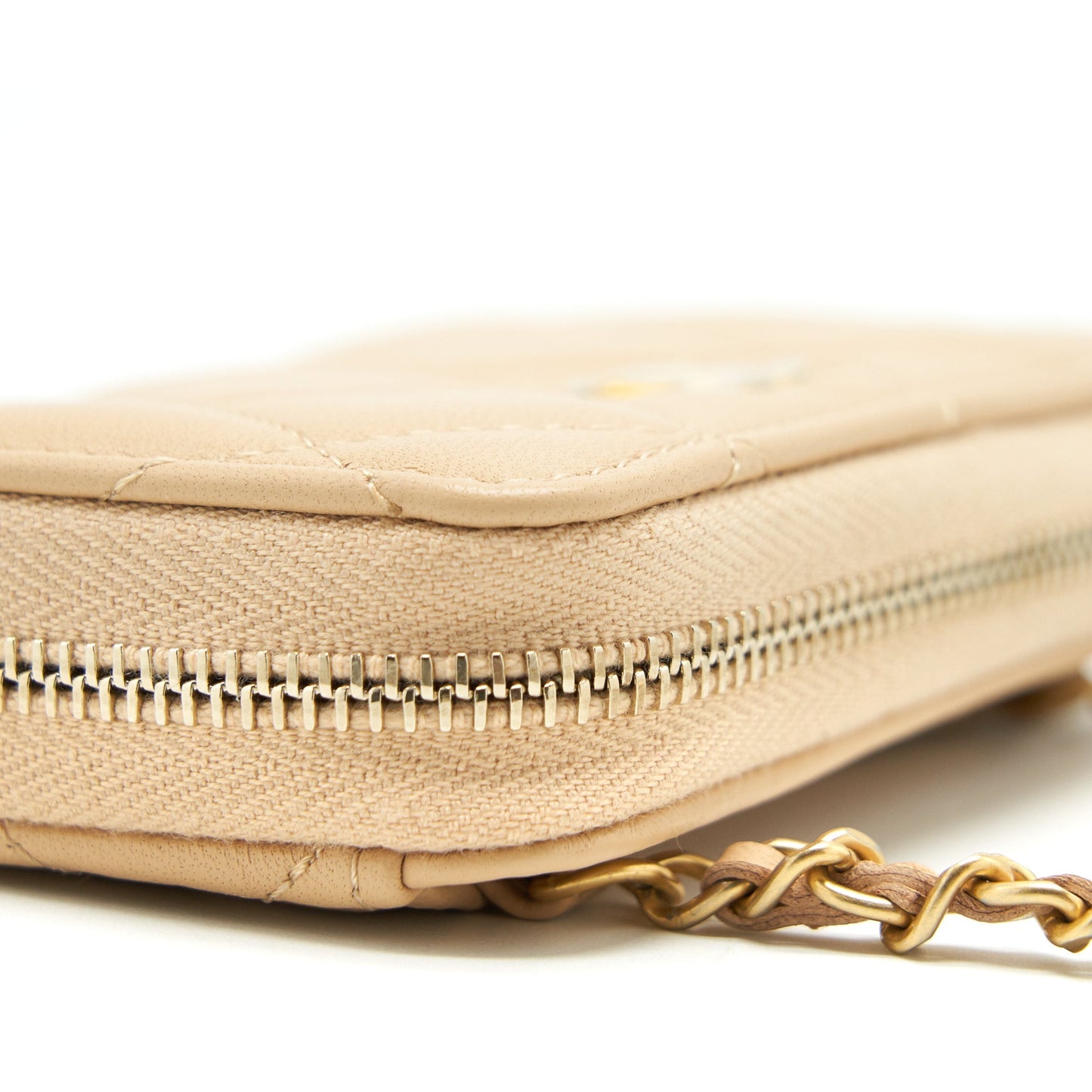 Chanel 22C Pearl Crush Card Holder With Chain Beige