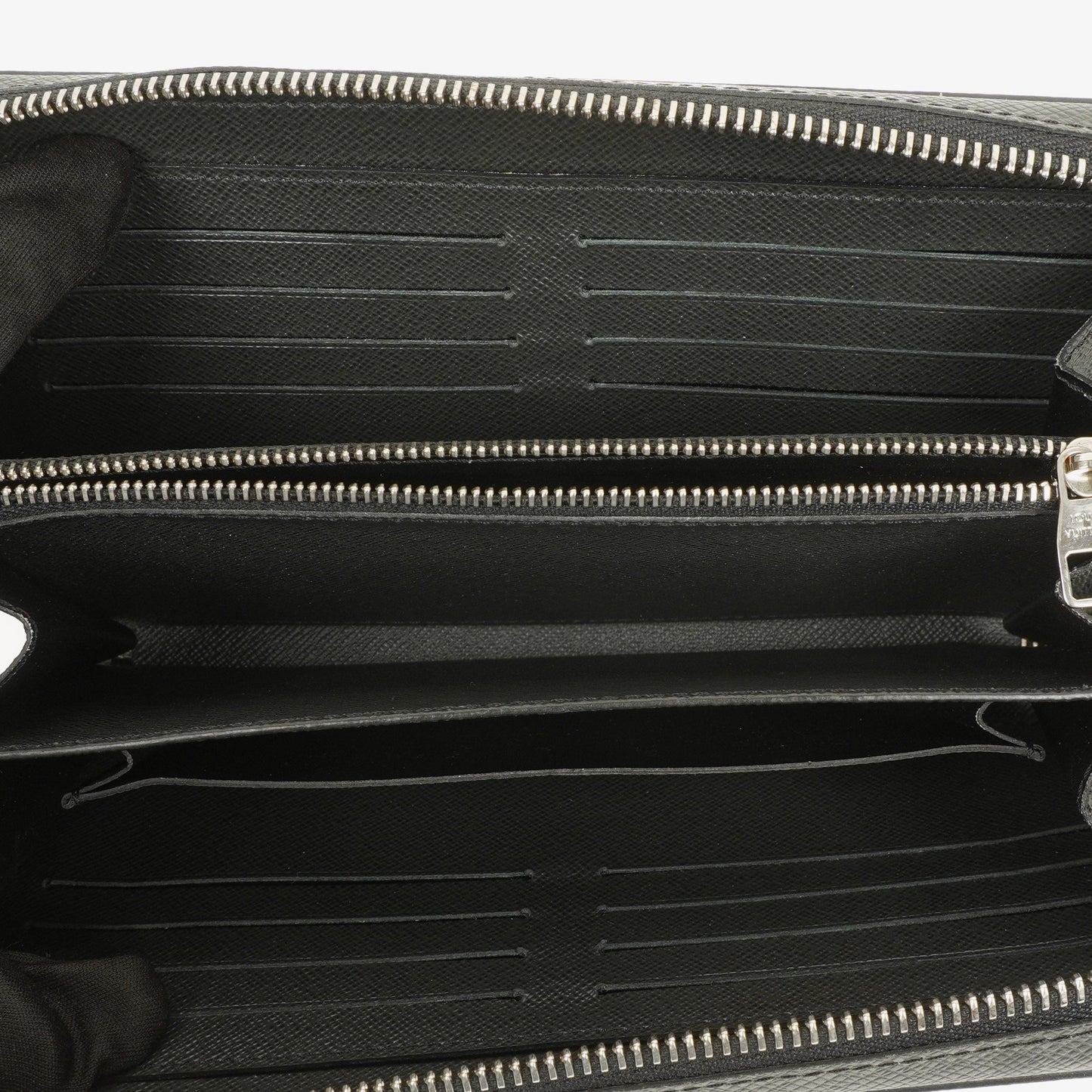 Louis Vuitton Glacier Taiga Leather Zippy XL Wallet