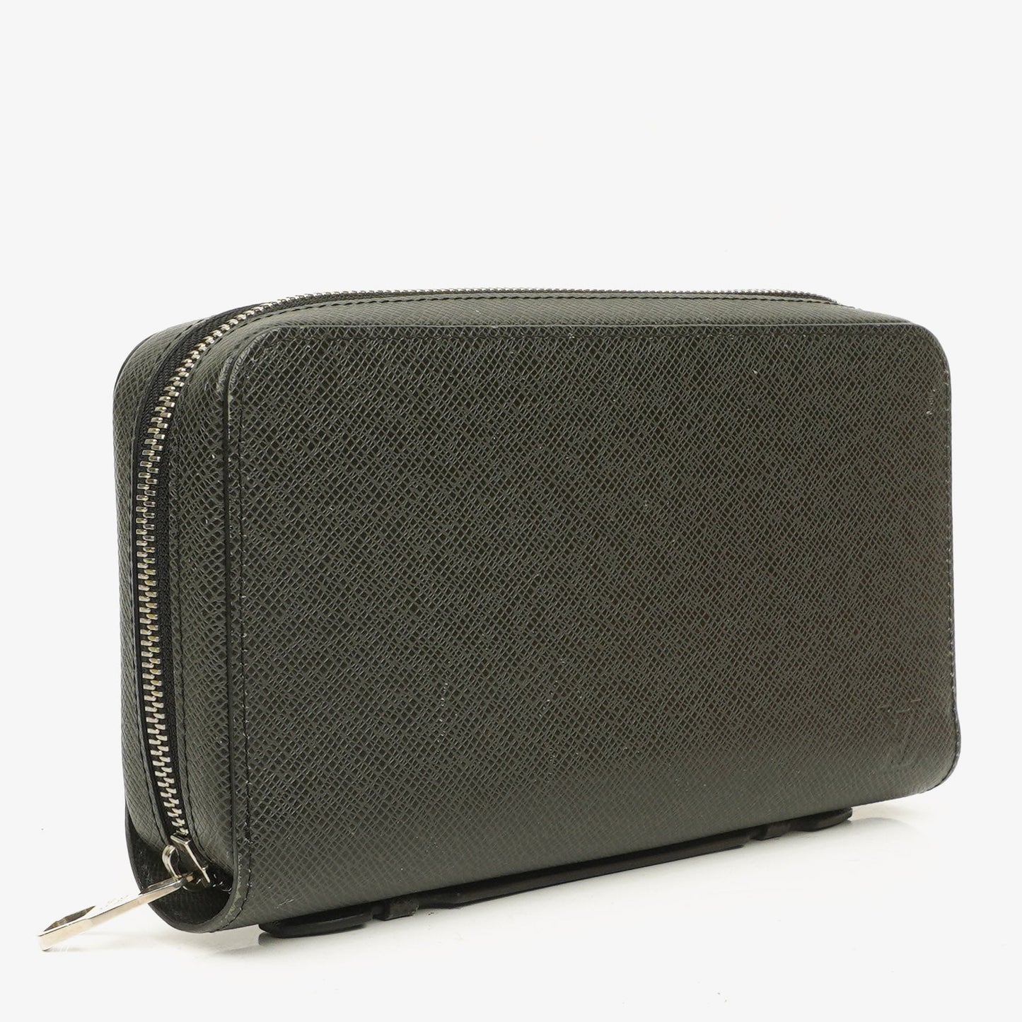 Louis Vuitton Glacier Taiga Leather Zippy XL Wallet