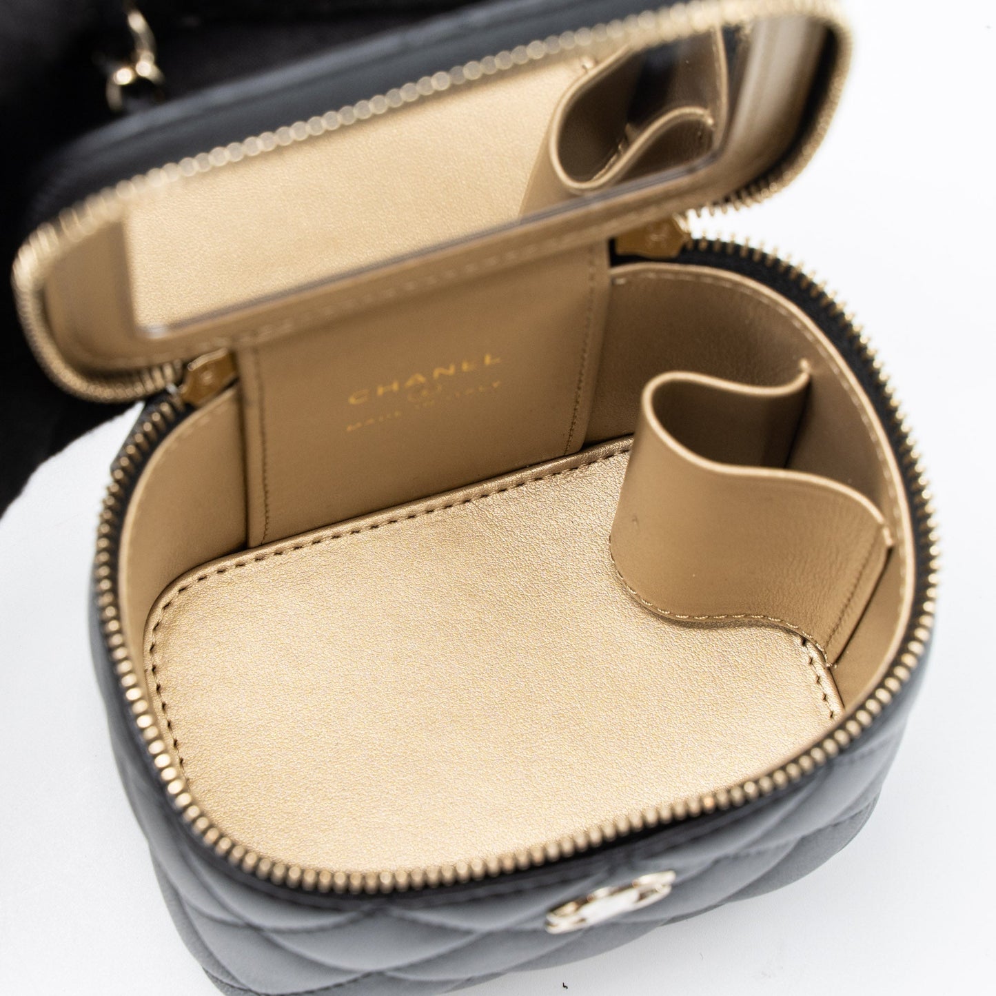 Chanel 23C Pearl Crush Mini Vanity with Chain Lambskin Black L (Microchip)