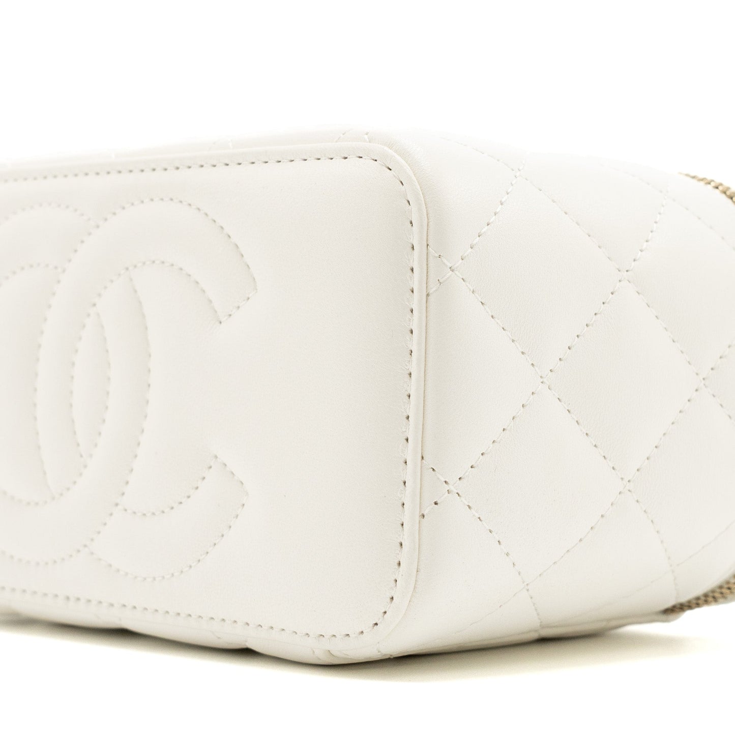 Chanel long vanity with lambskin white  (Microchip)