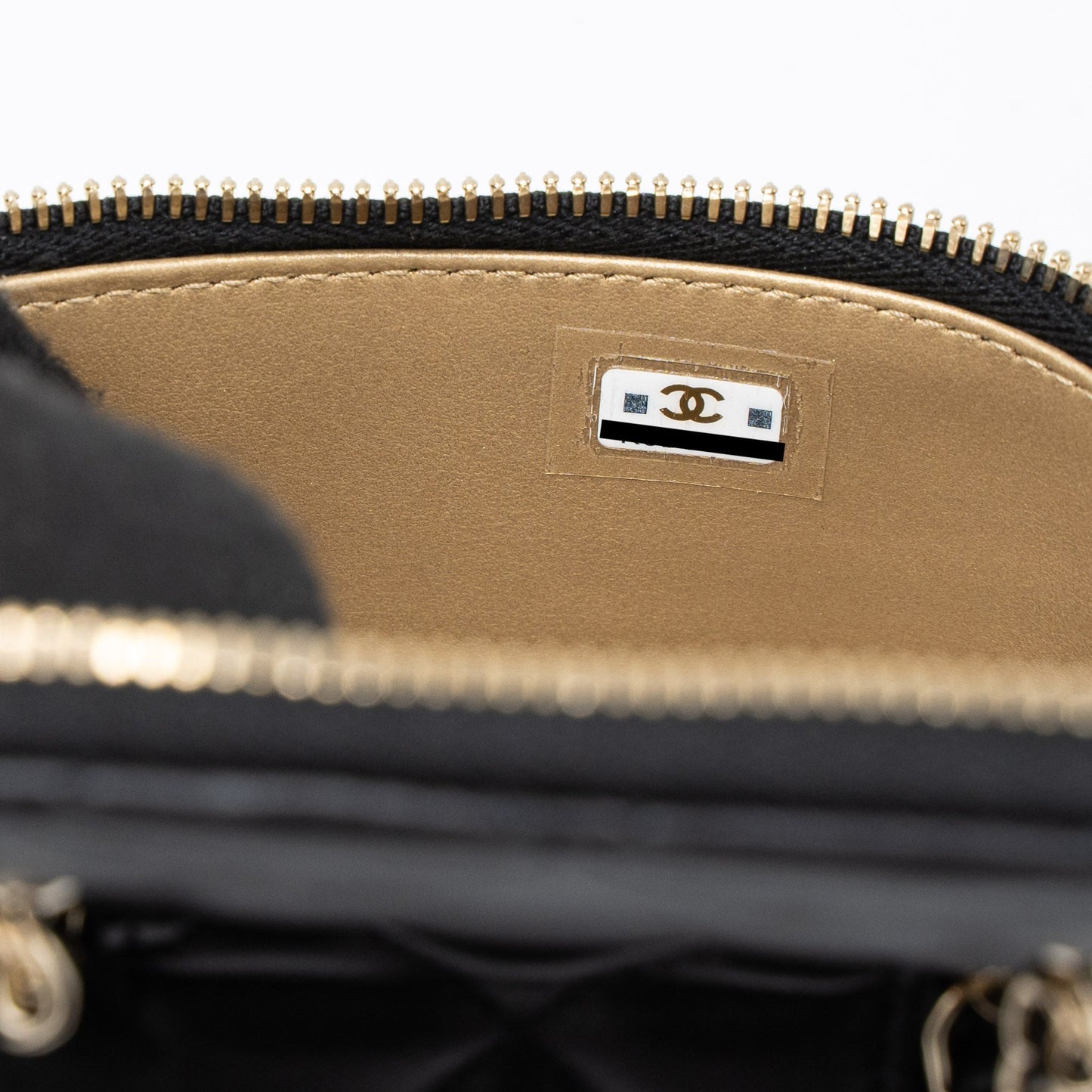 Chanel 23C Pearl Crush Mini Vanity with Chain Lambskin Black L (Microchip)