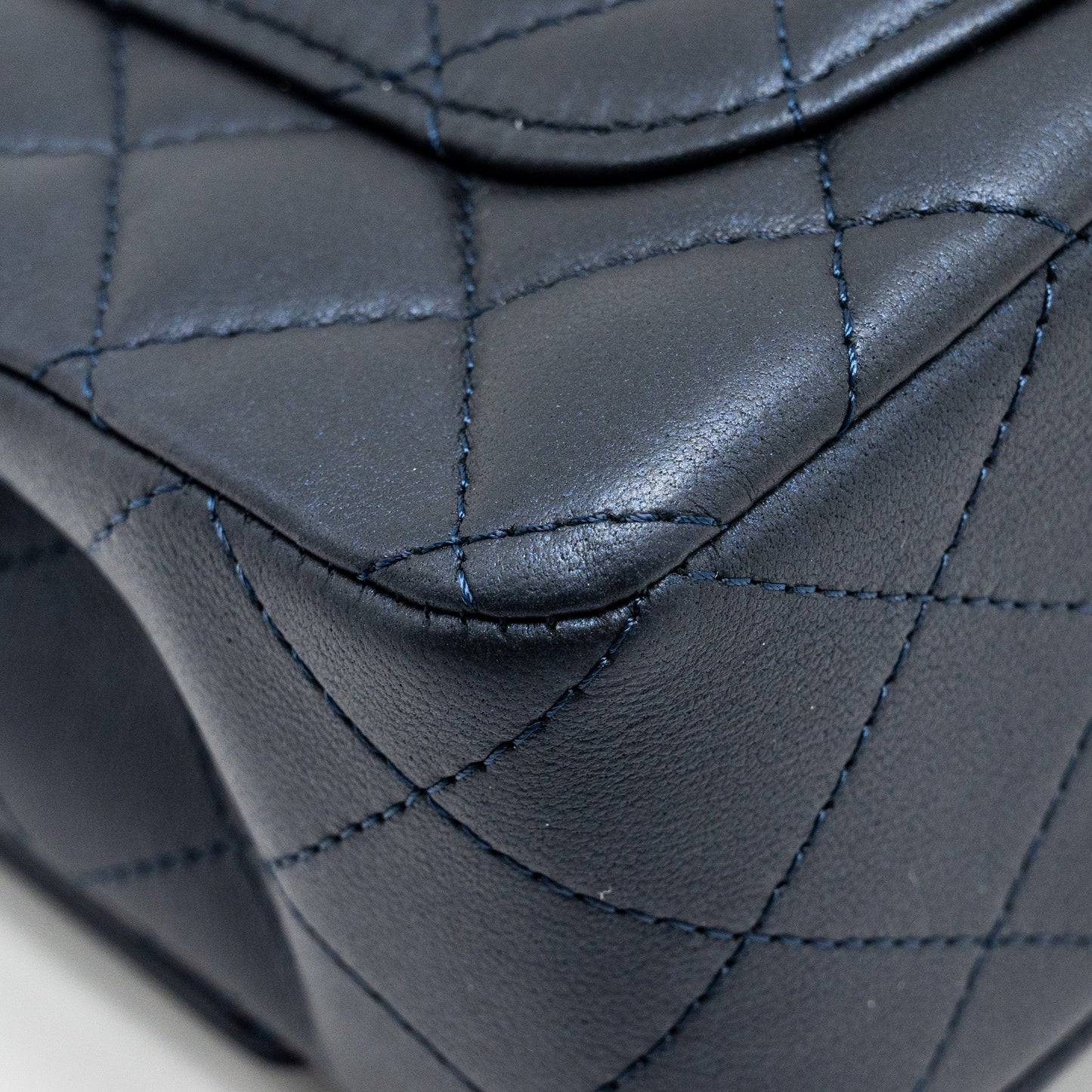 Chanel Top handle mini rectangular flap bag lambskin navy L (microchip)