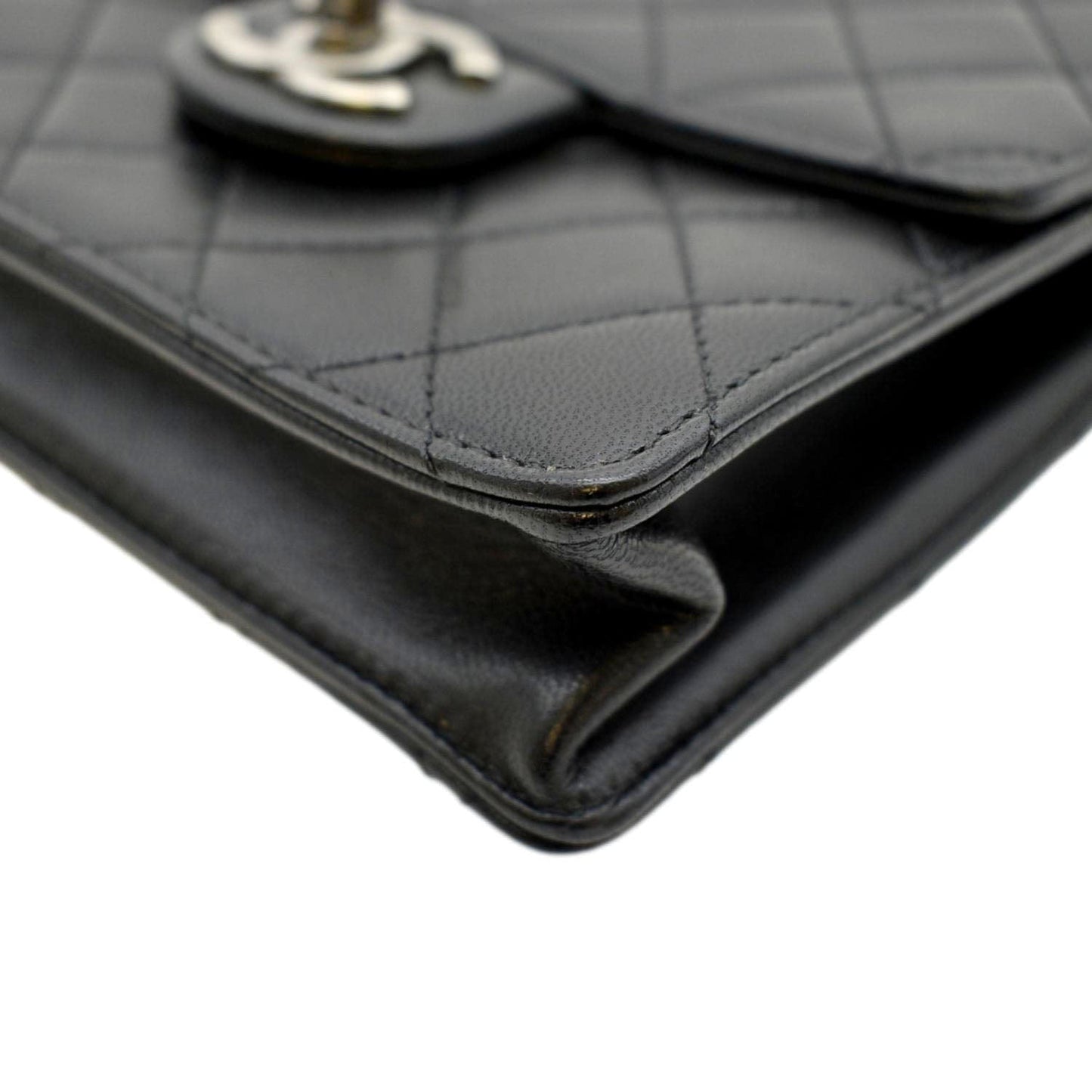 CHANEL Chic Pearls Flap Quilted Calfskin Leather Shoulder Bag Black