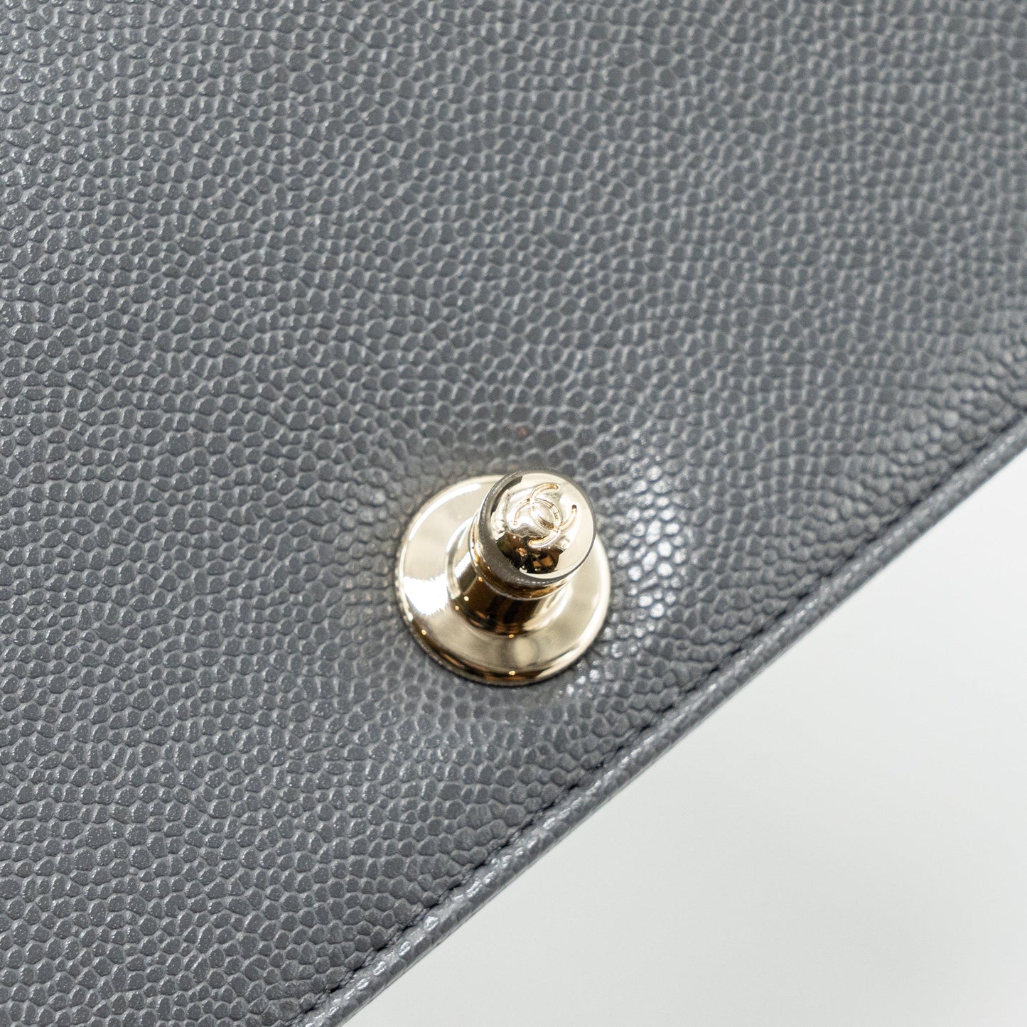 Chanel small boy bag caviar grey L (microchip)
