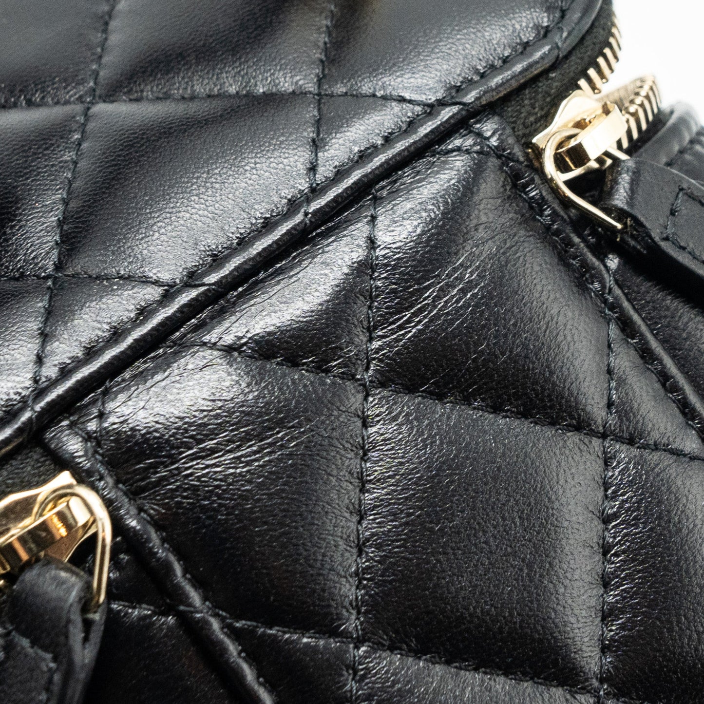 Chanel Top Handle Mini Vanity Lambskin Black