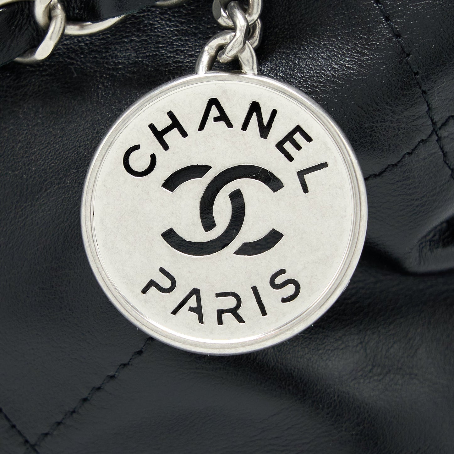Chanel Small 22 Bag Calfskin Black (Microchip)
