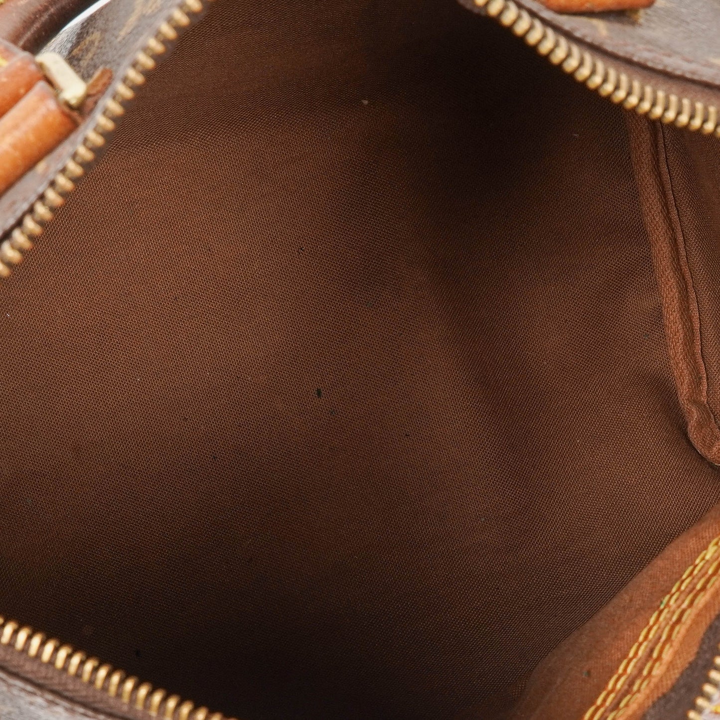 Louis Vuitton  25 Monogram Canvas Bag