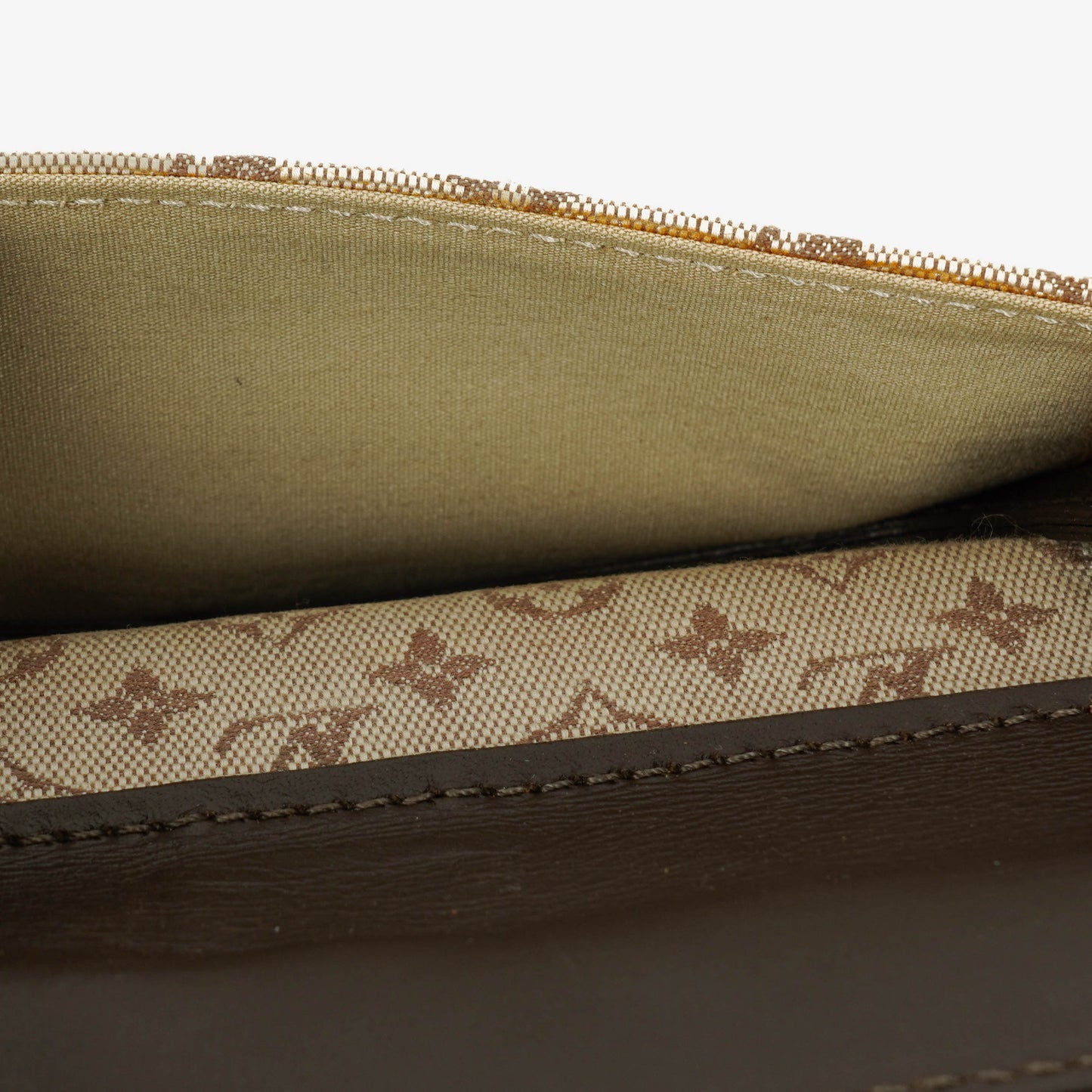Louis Vuitton Juliette Crossbody Bag in Monogram Mini Lin