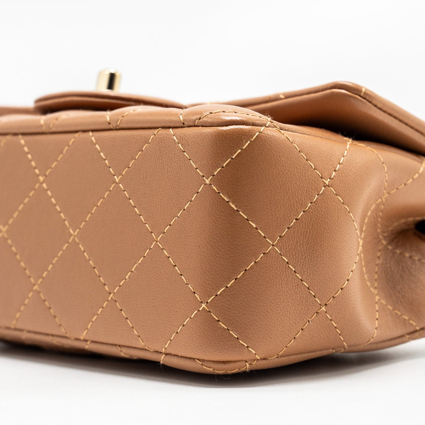 Chanel 22s Mini Rectangular Flap Bag Lambskin Caramel L (microchip)