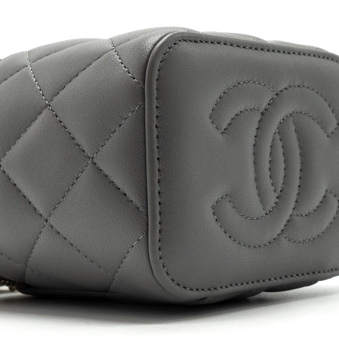Chanel Top Handle Mini Vanity Case Lambskin Grey (Microchip)